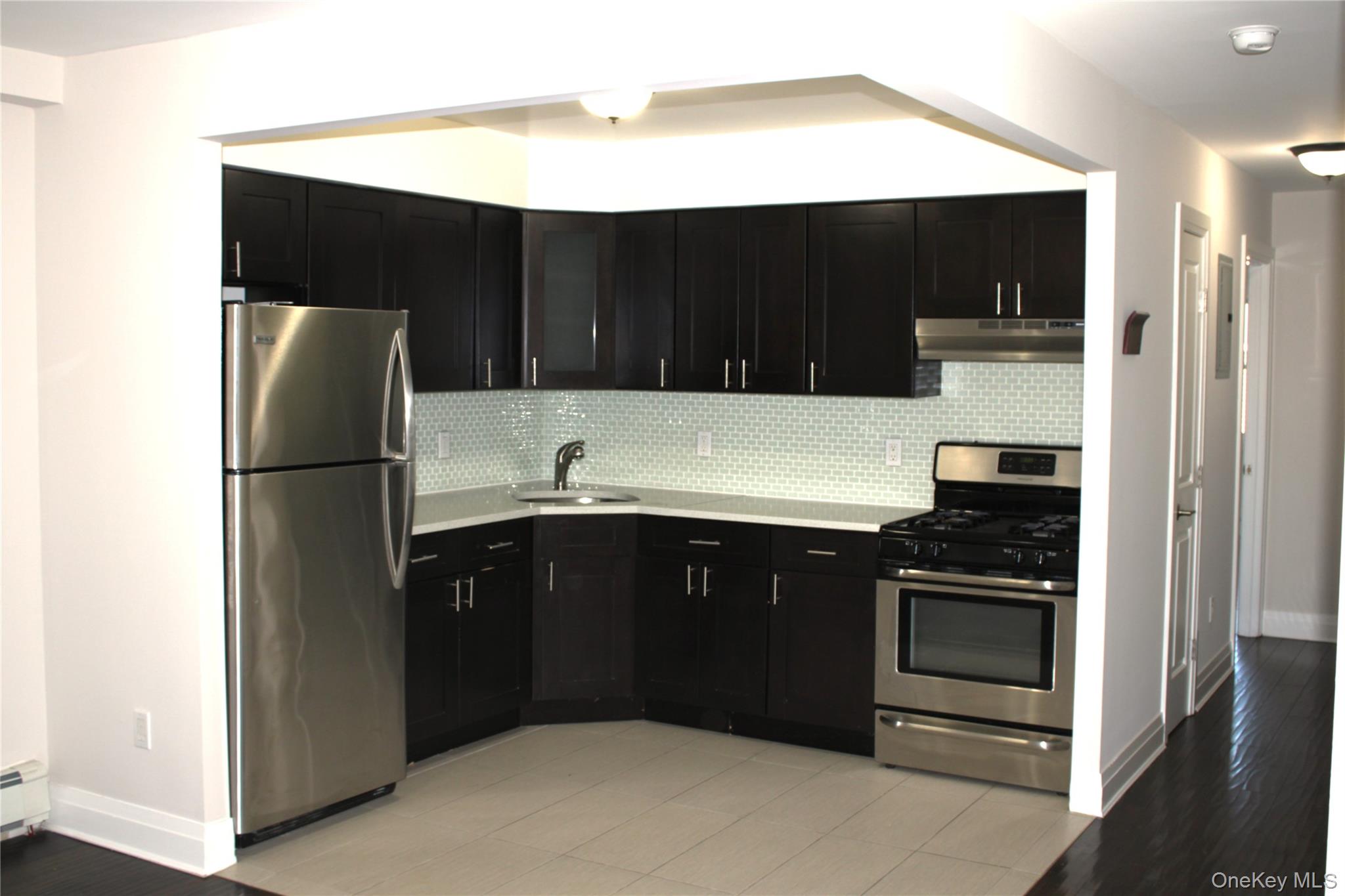 150-42 99th Place – For Sale photo 6