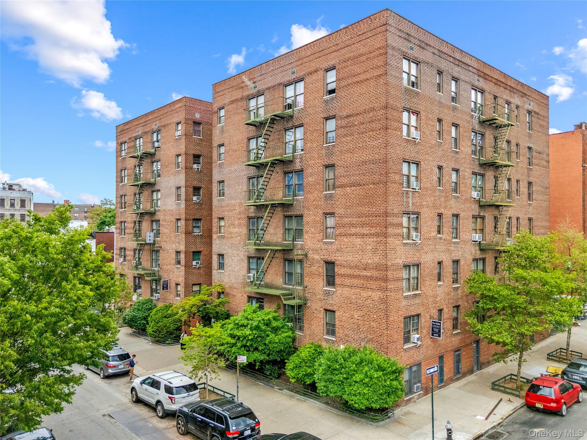 2830 Briggs Avenue, Unit 4C photo 8