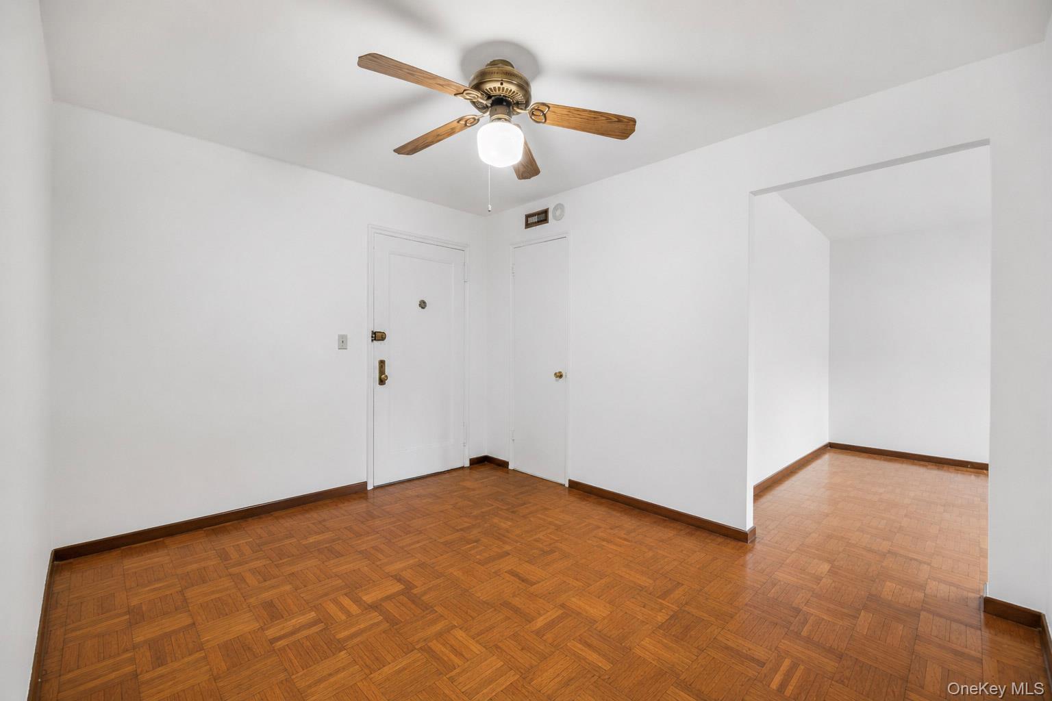 450 Pelham Road, Unit #2E photo 15