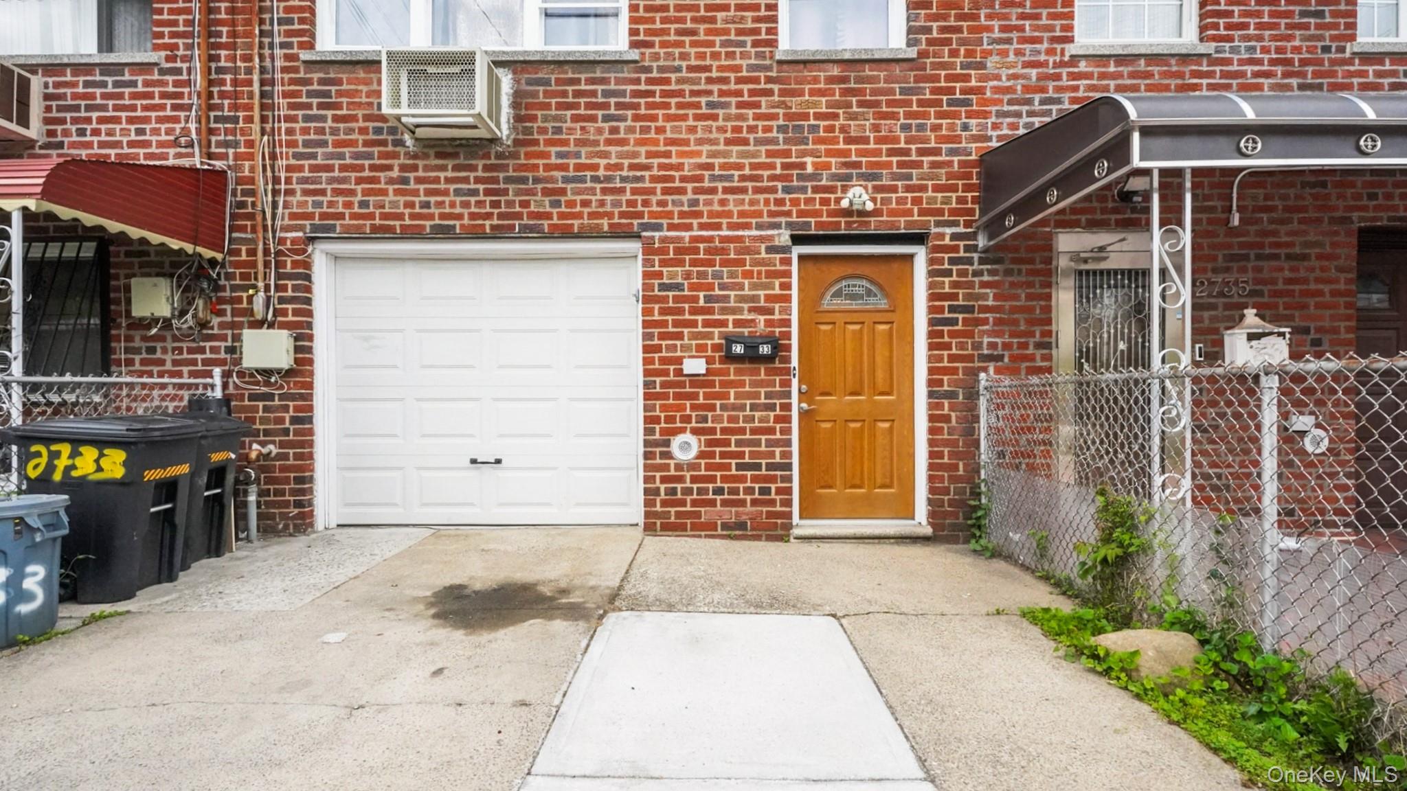 2733 Hone Avenue – For Sale photo 4