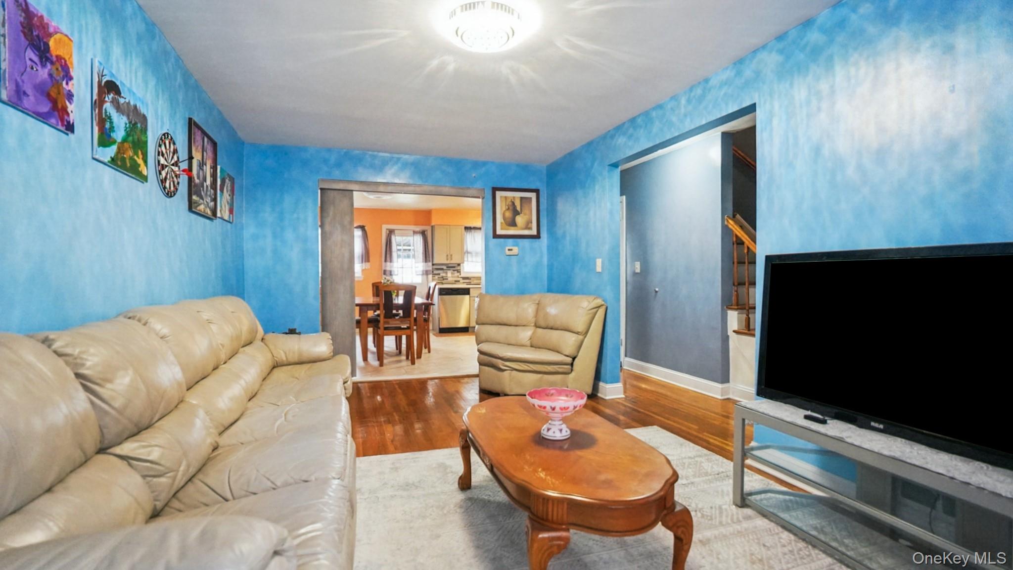 2733 Hone Avenue – For Sale photo 24