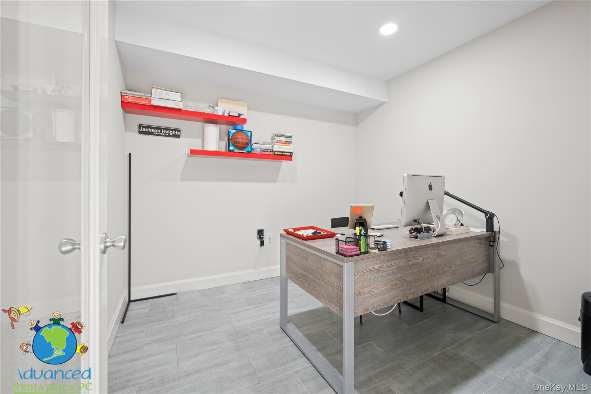 3712 92nd Street – For Rent photo 5