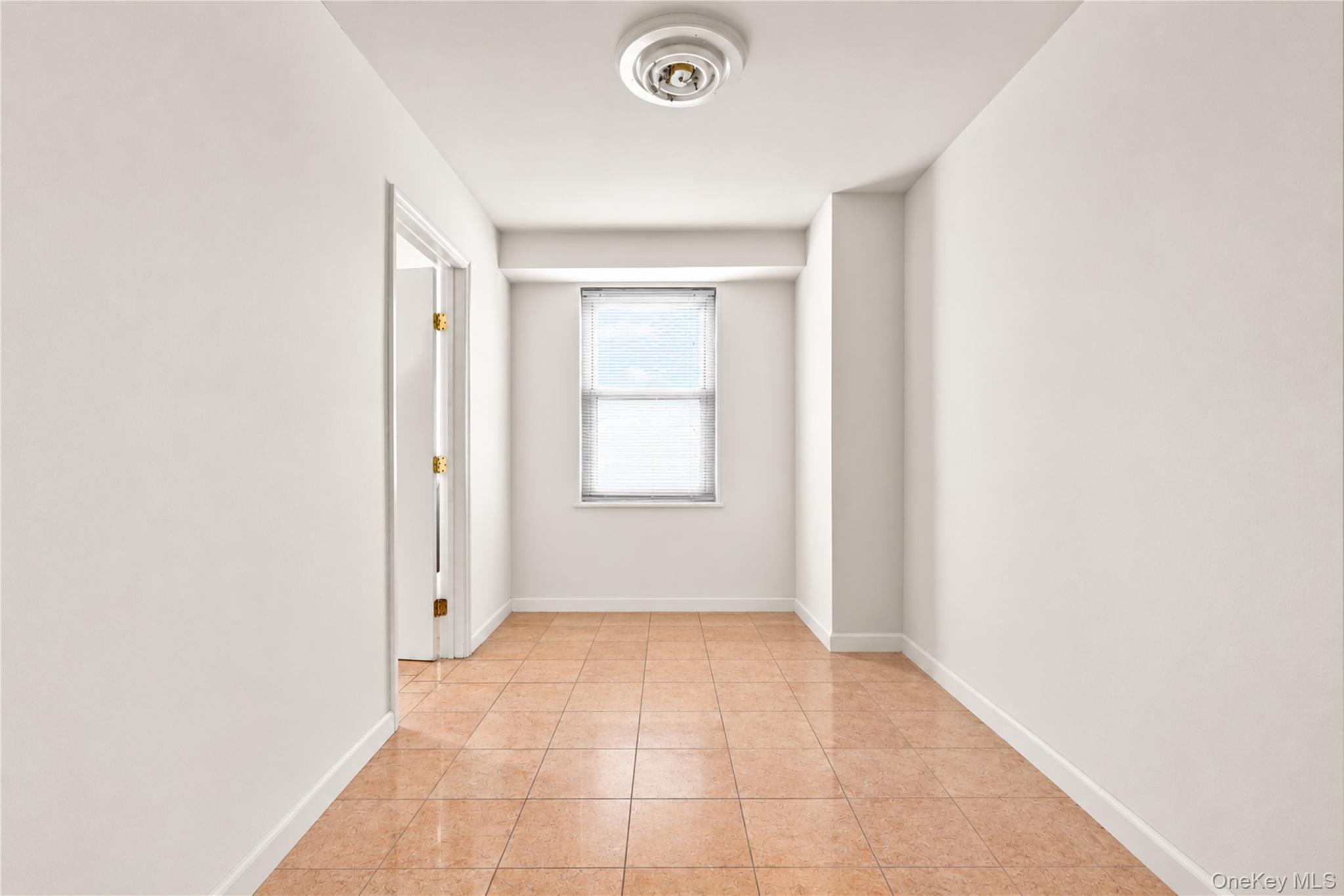 85-15 Main Street, Unit 5F photo 4
