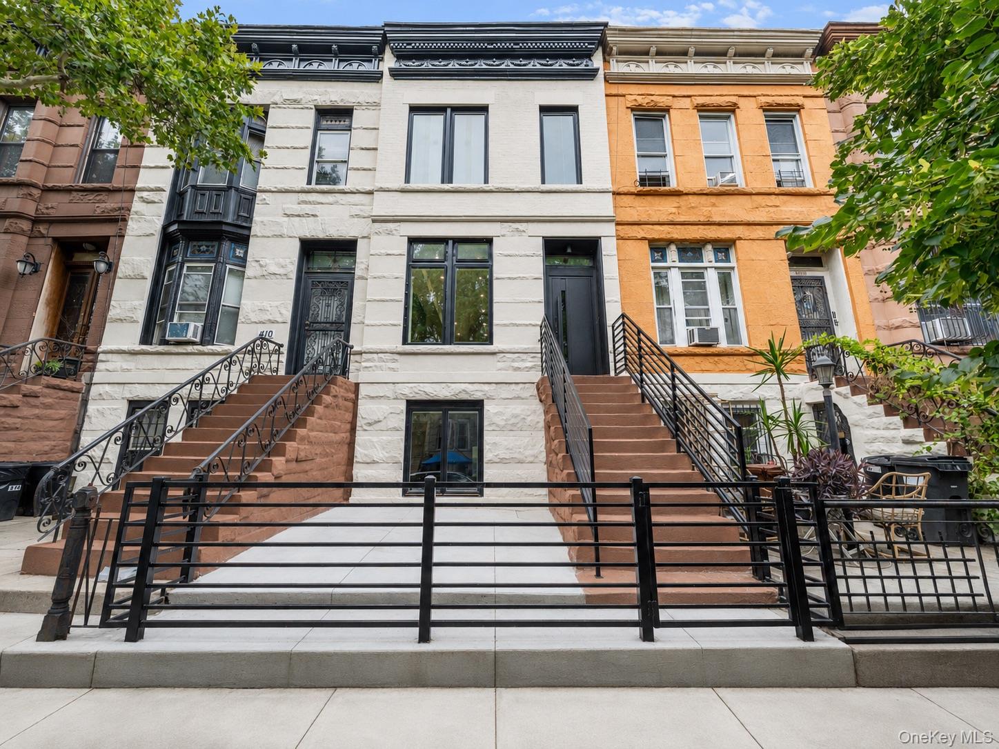 408 Bainbridge Street – For Sale