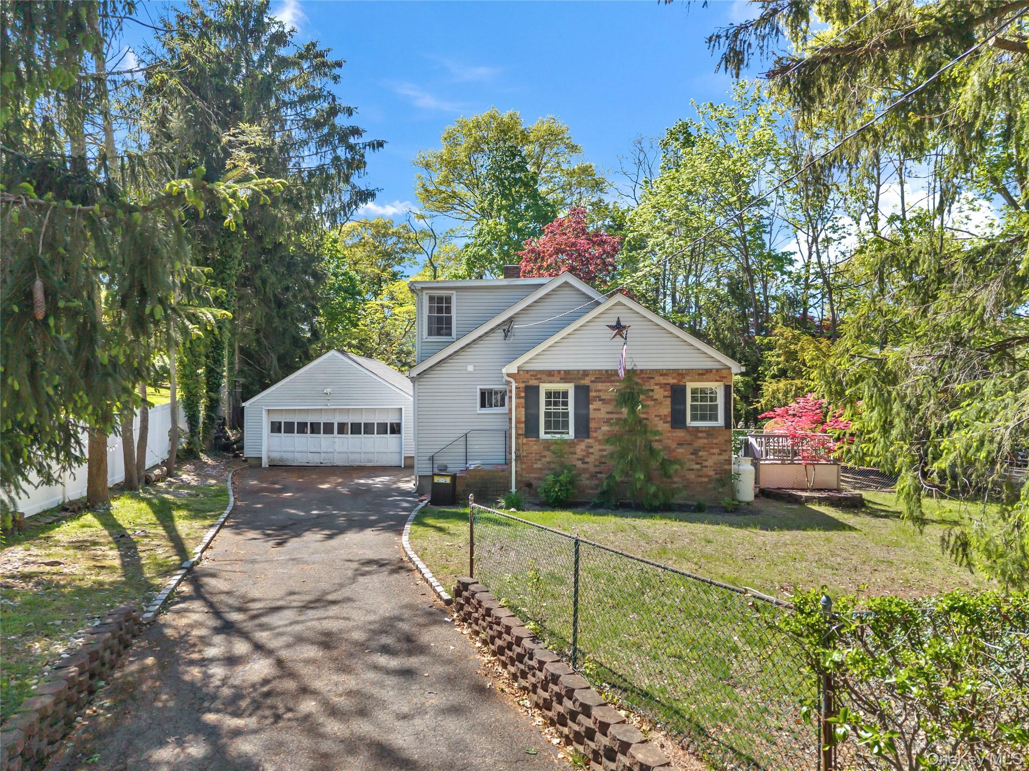 5 Windsor Lane – For Sale