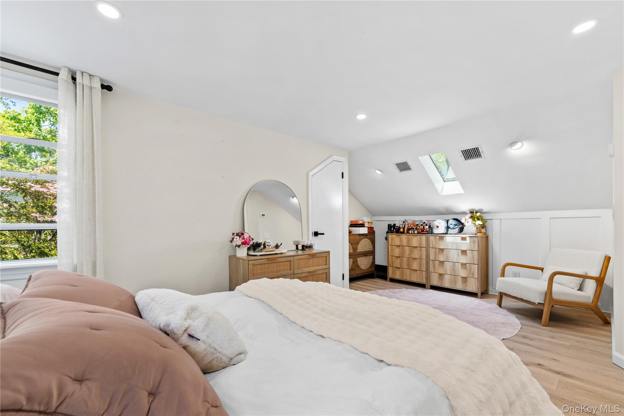 5 Windsor Lane – For Sale photo 13