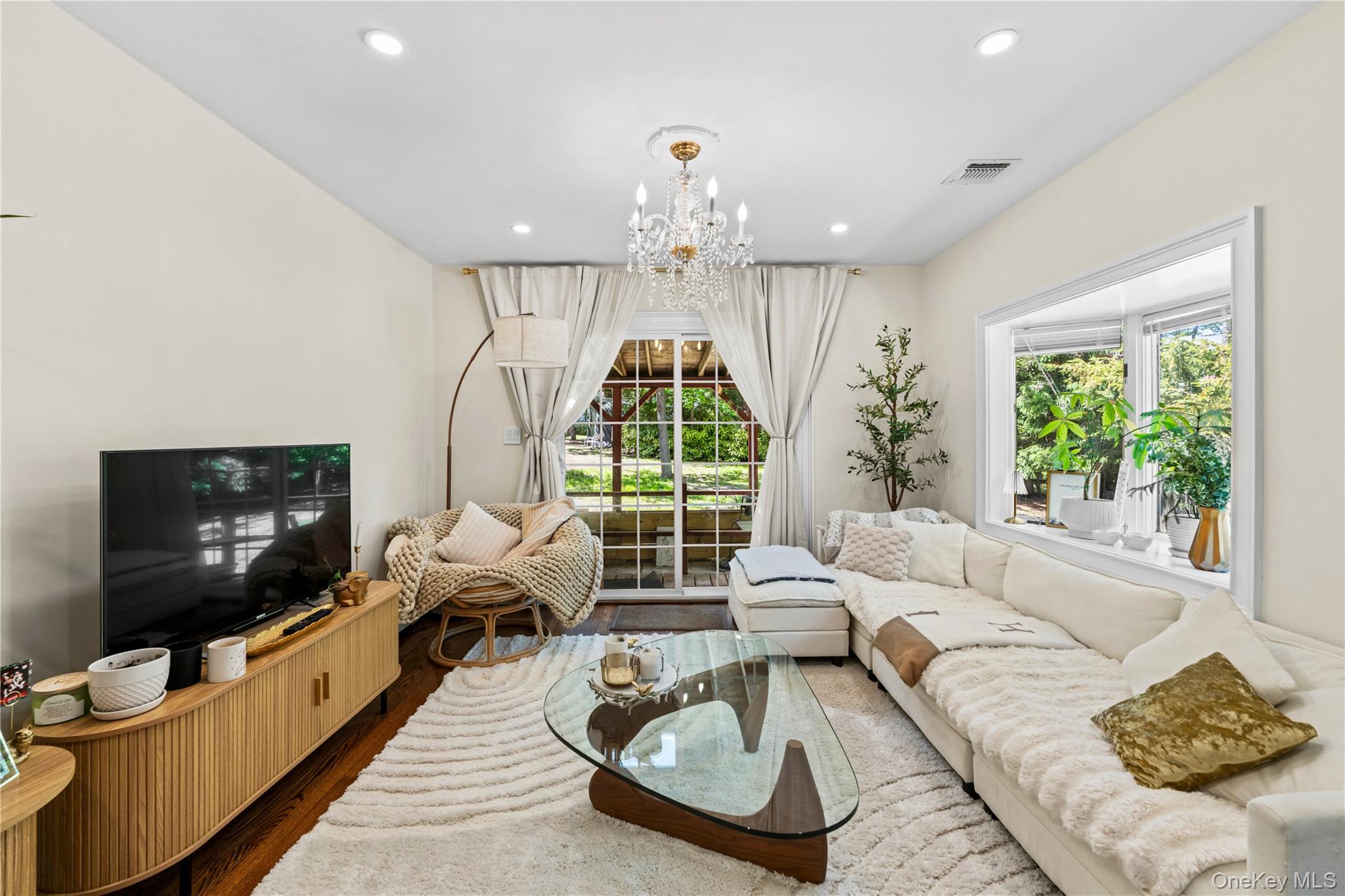 5 Windsor Lane – For Sale photo 6