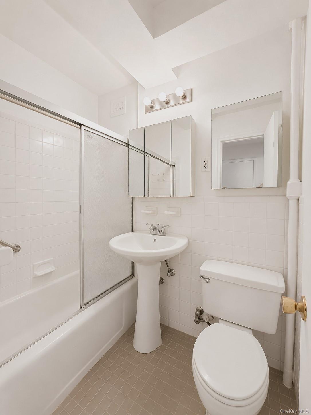 9940 63 Road, Unit 1R photo 6