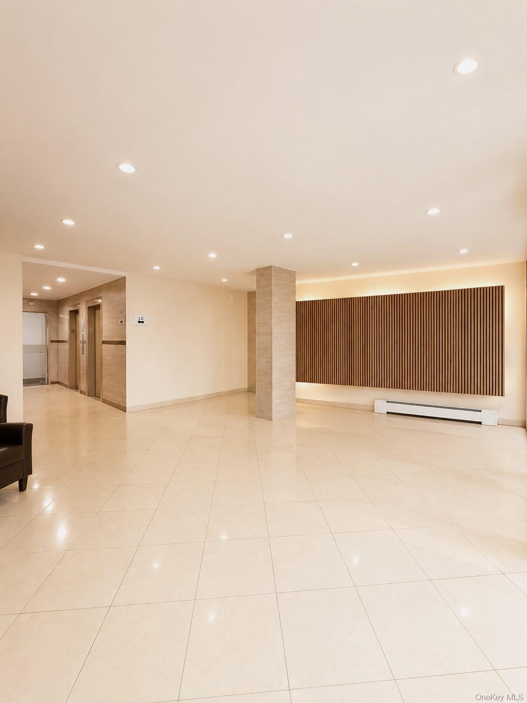9940 63 Road, Unit 1R photo 7