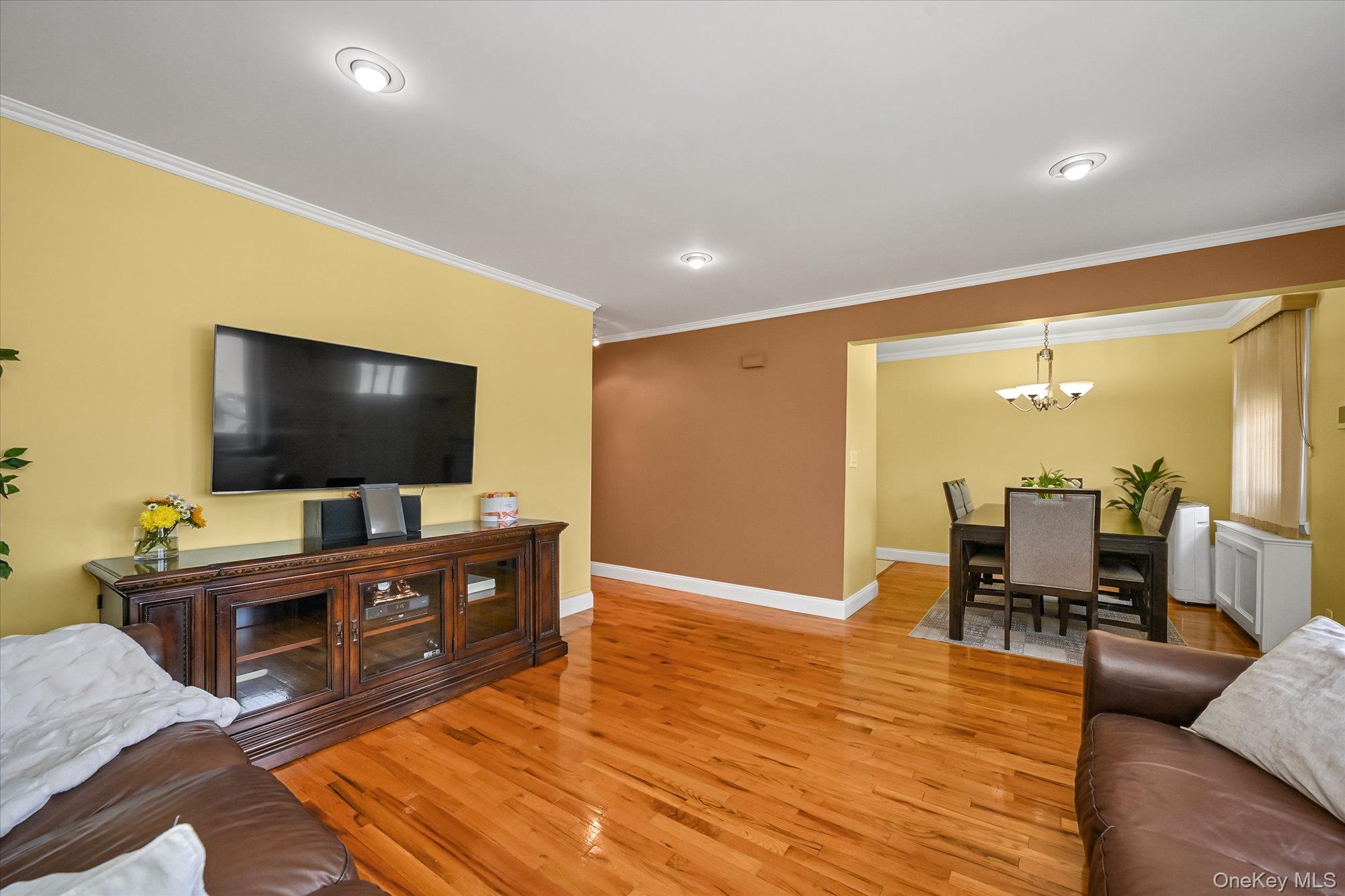 126 Roeckel Avenue – For Sale photo 4