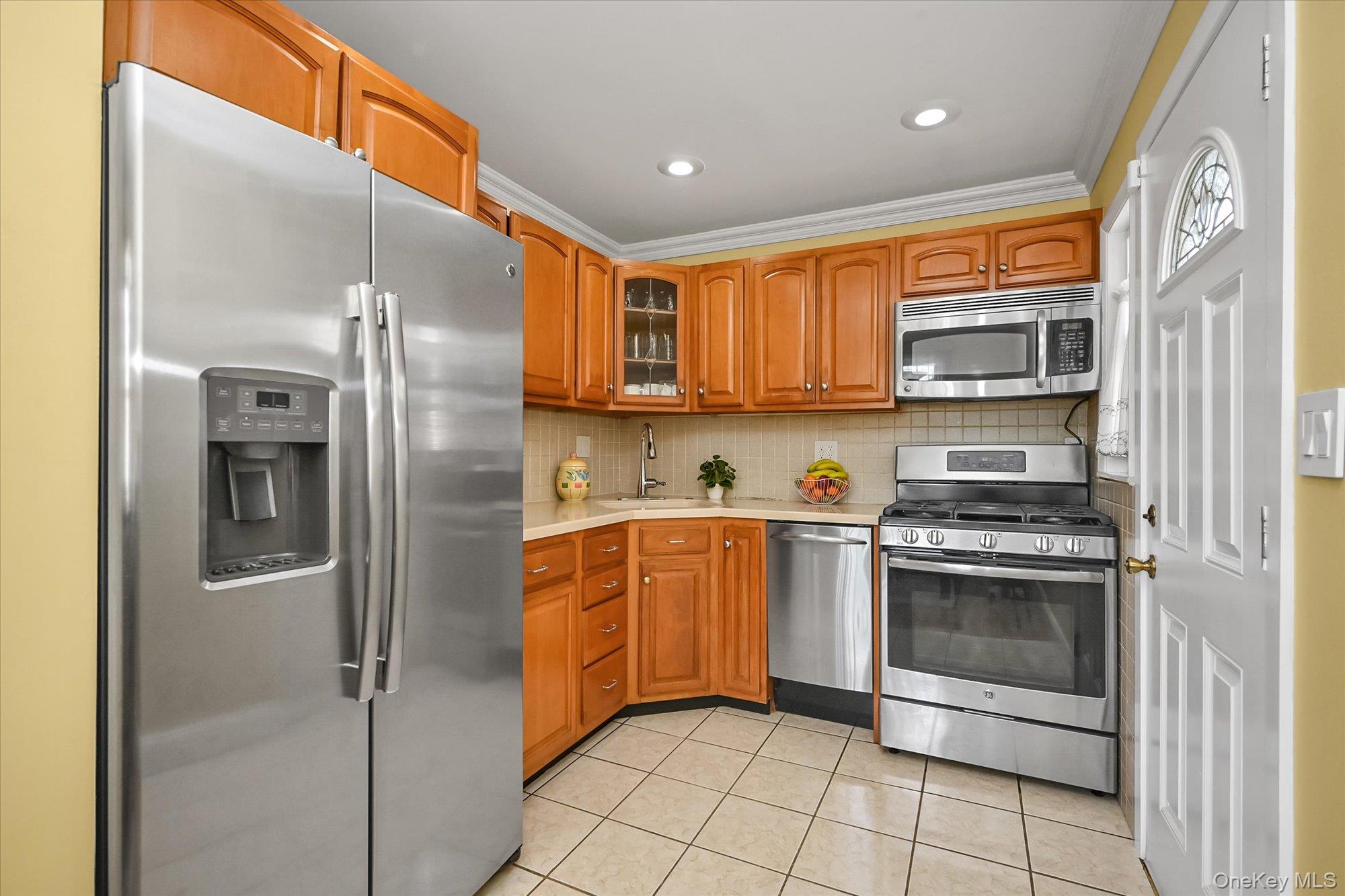 126 Roeckel Avenue – For Sale photo 8