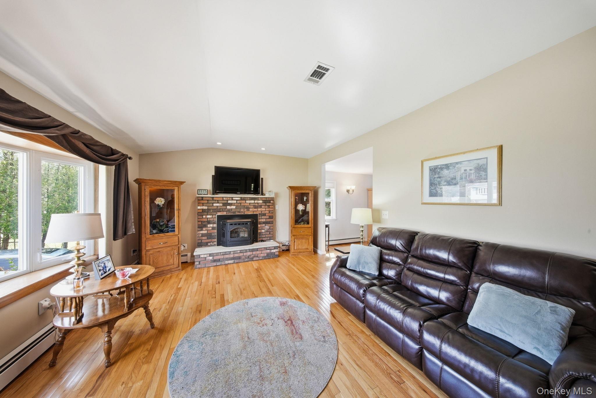 3 Puritan Lane – For Sale photo 8