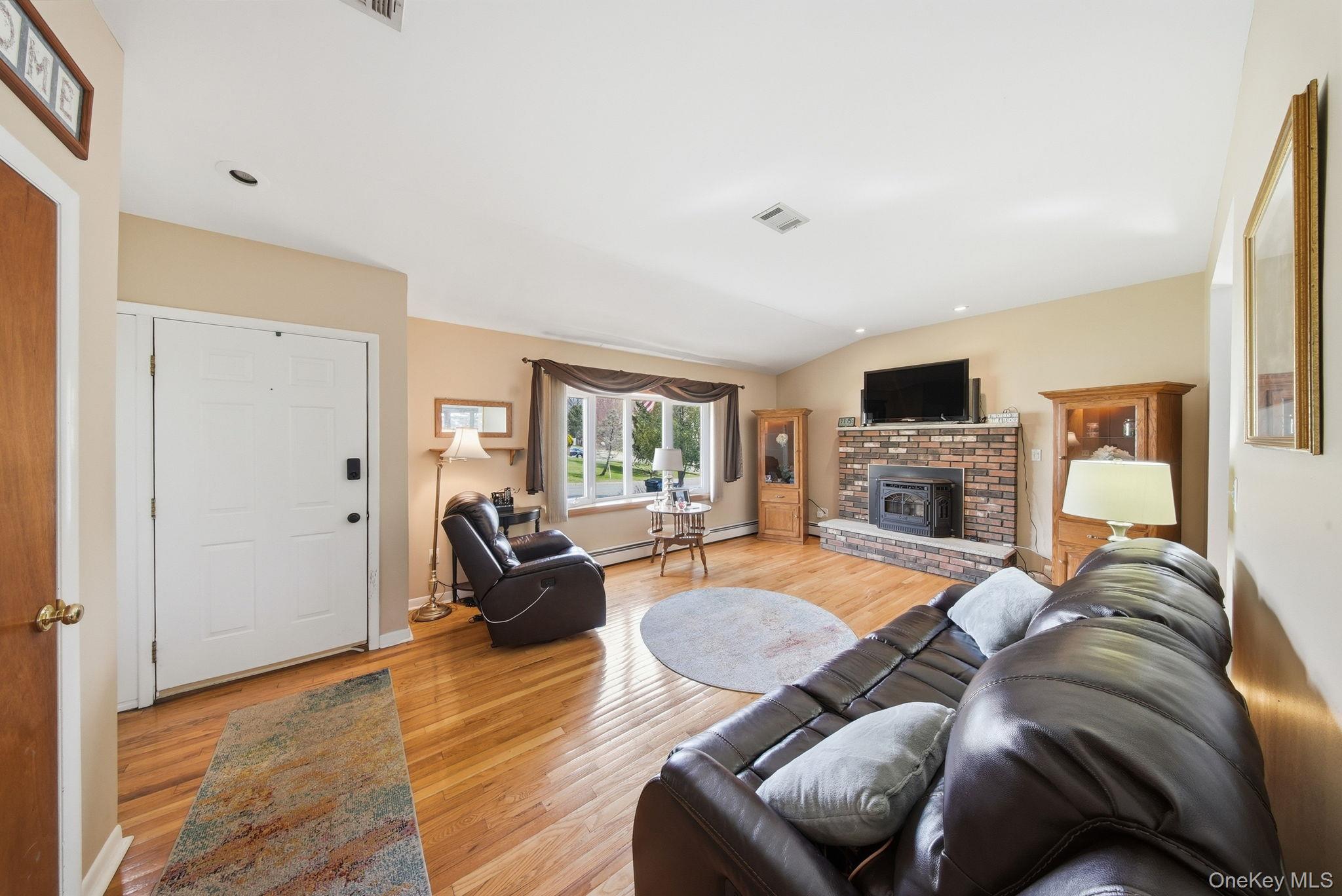 3 Puritan Lane – For Sale photo 6