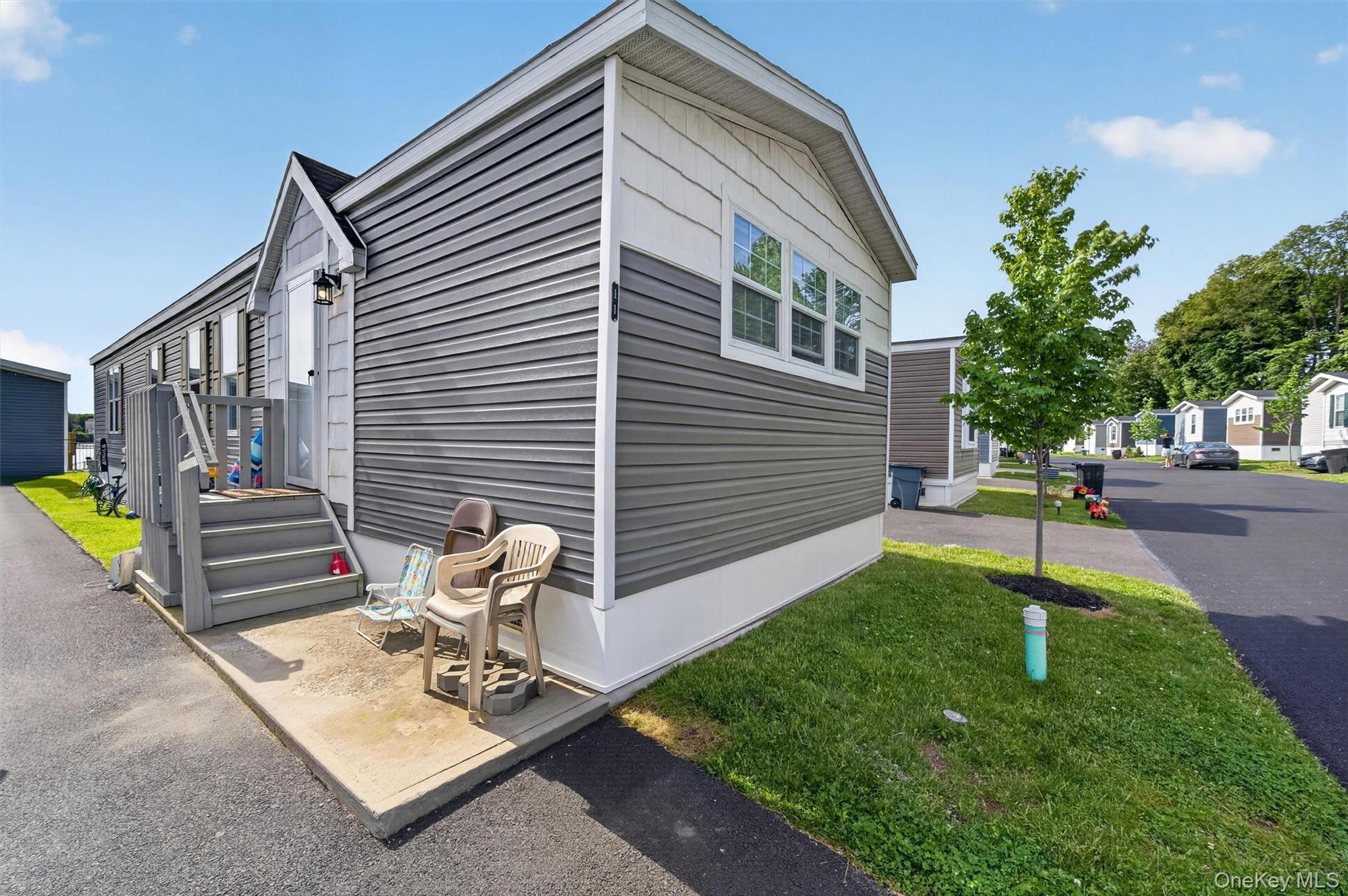 11 Windward Way – For Sale photo 2