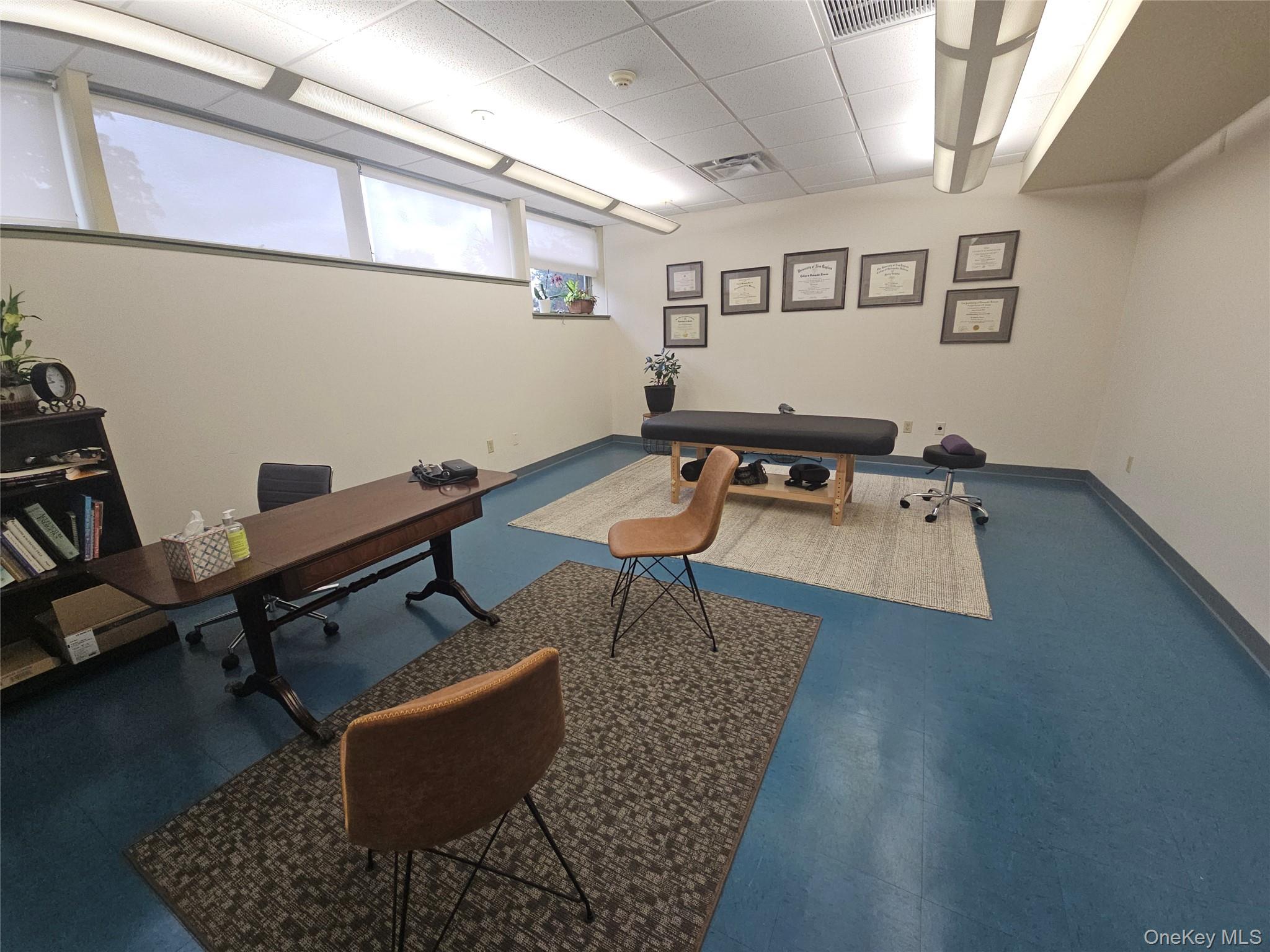 20 West Avenue – For Rent photo 4