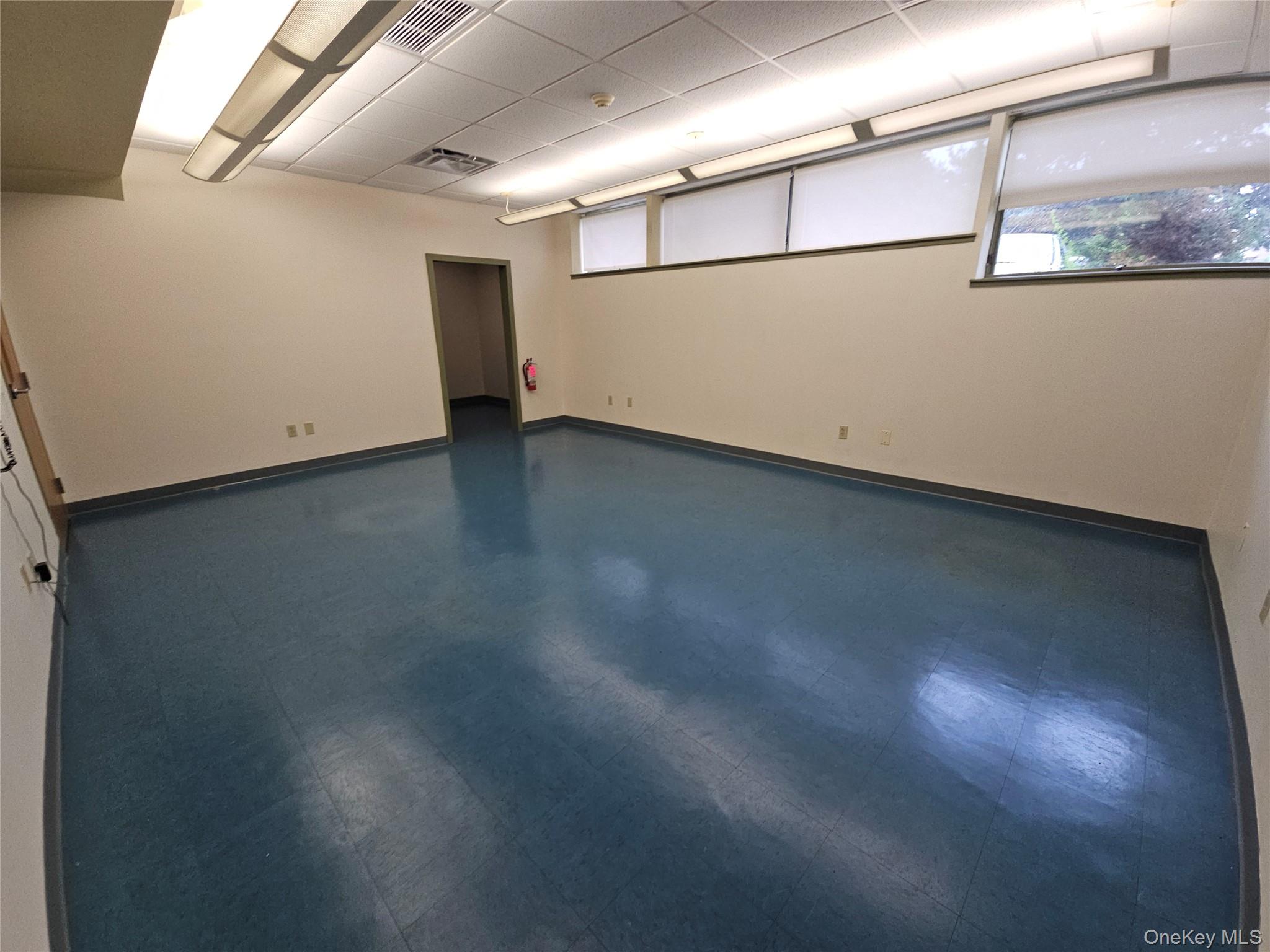 20 West Avenue – For Rent photo 2