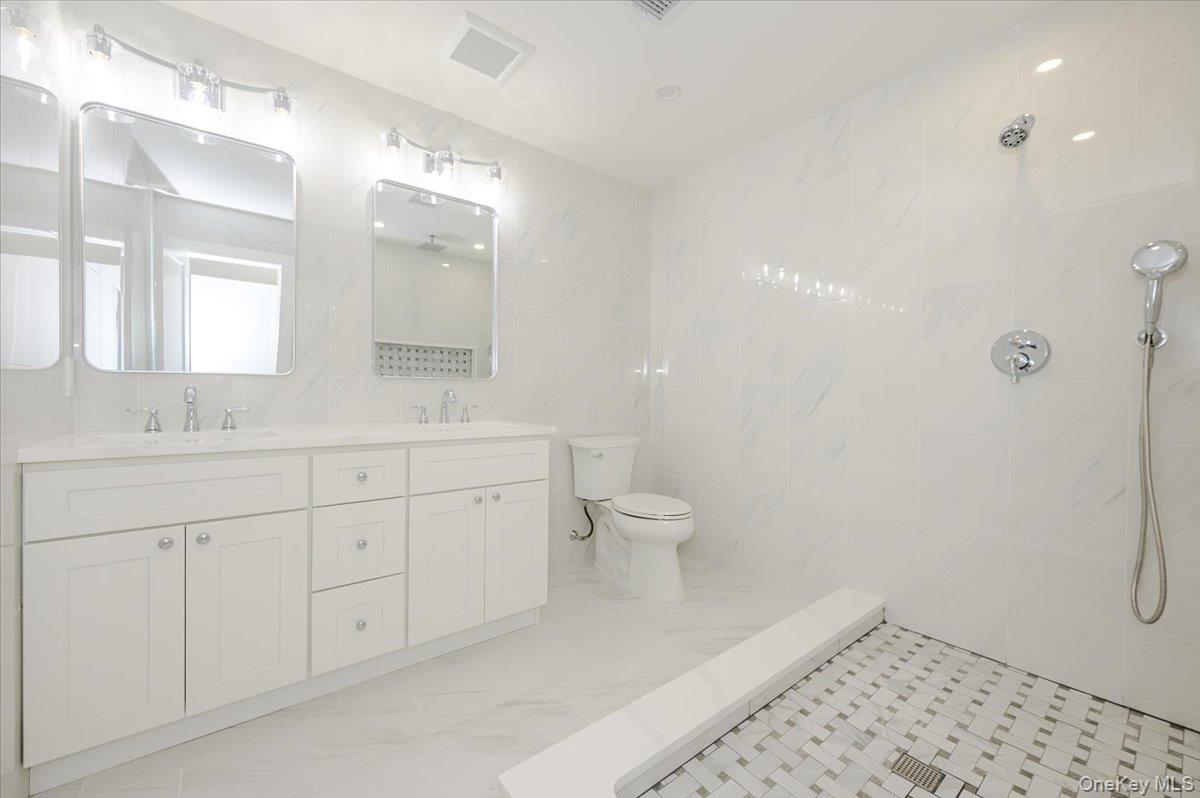 1064 Barbara Court – For Sale photo 14