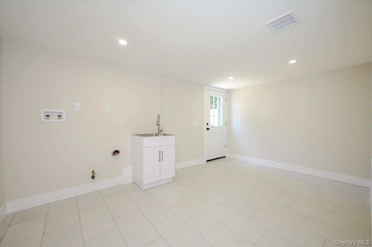 1064 Barbara Court – For Sale photo 20