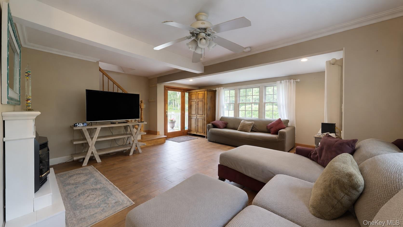 41 Summit Boulevard – For Sale photo 3