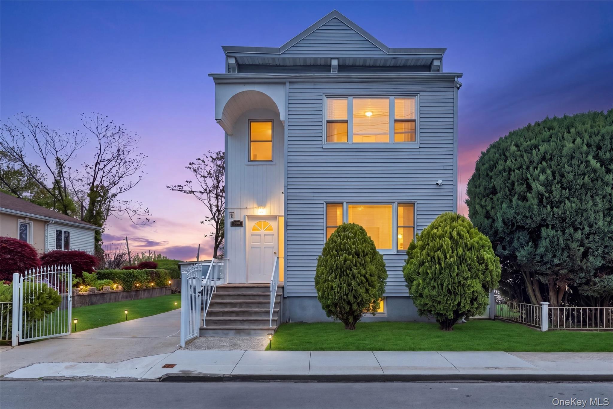 86 Smart Avenue – For Sale photo 2