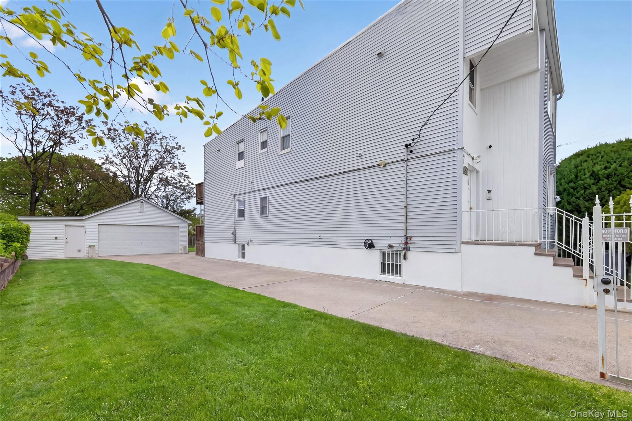 86 Smart Avenue – For Sale photo 5