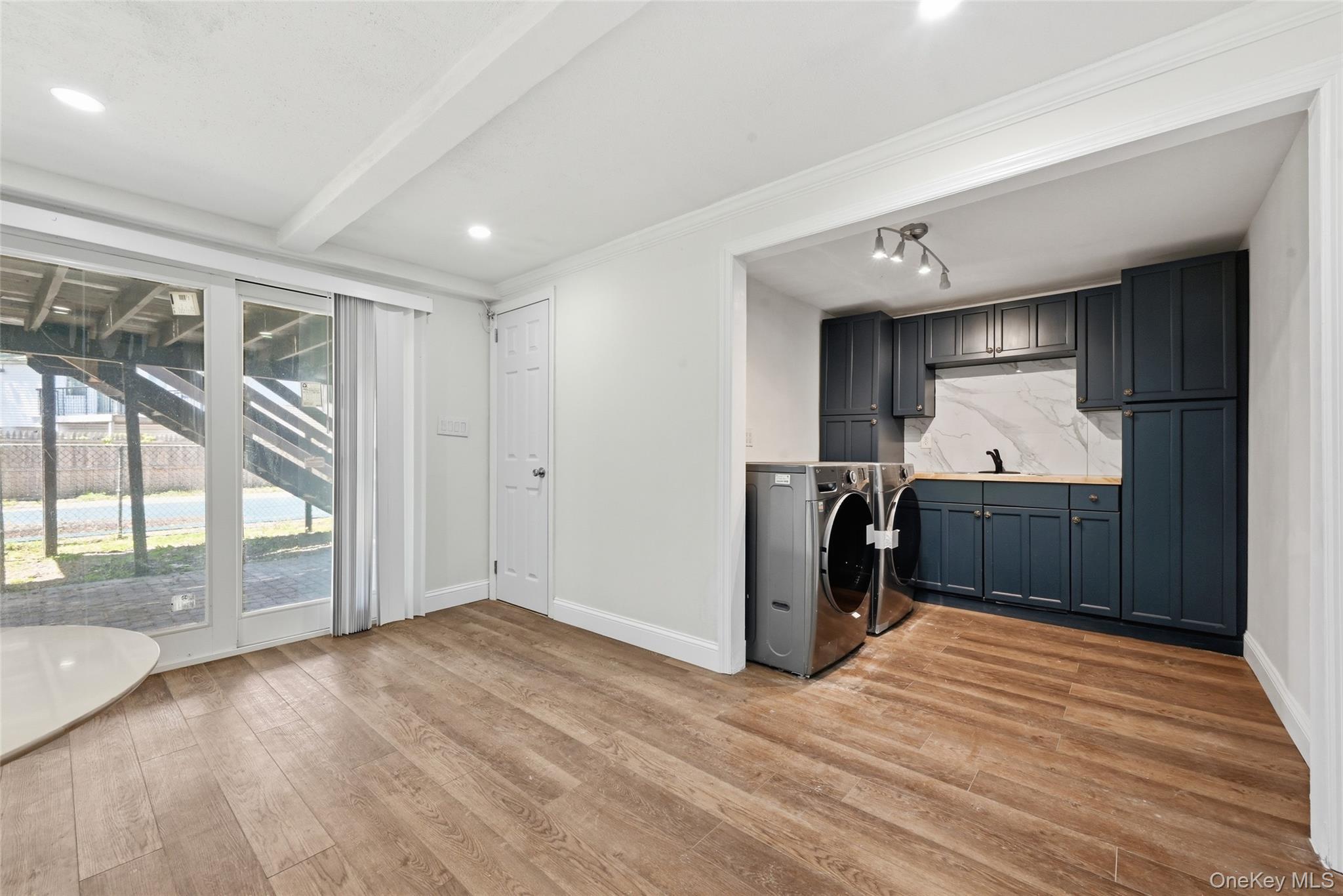 18 Park Drive East – For Sale photo 26