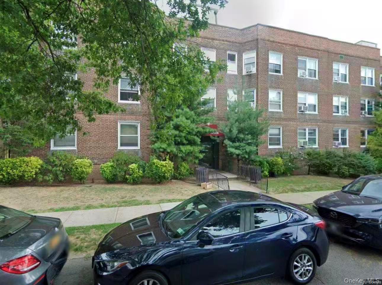 14124 78, Unit 1B