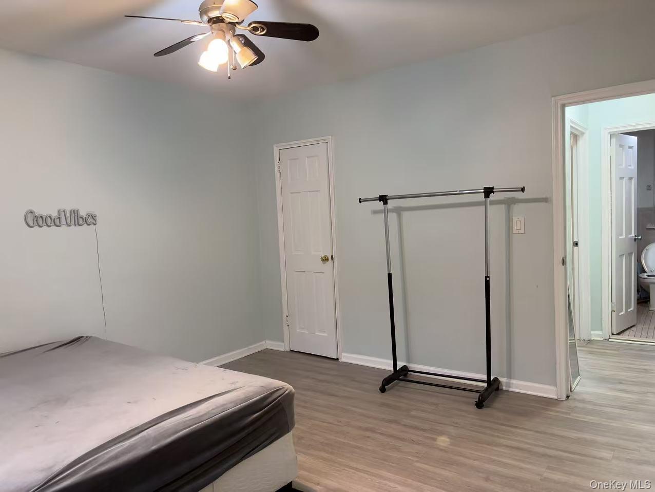 14124 78, Unit 1B photo 4