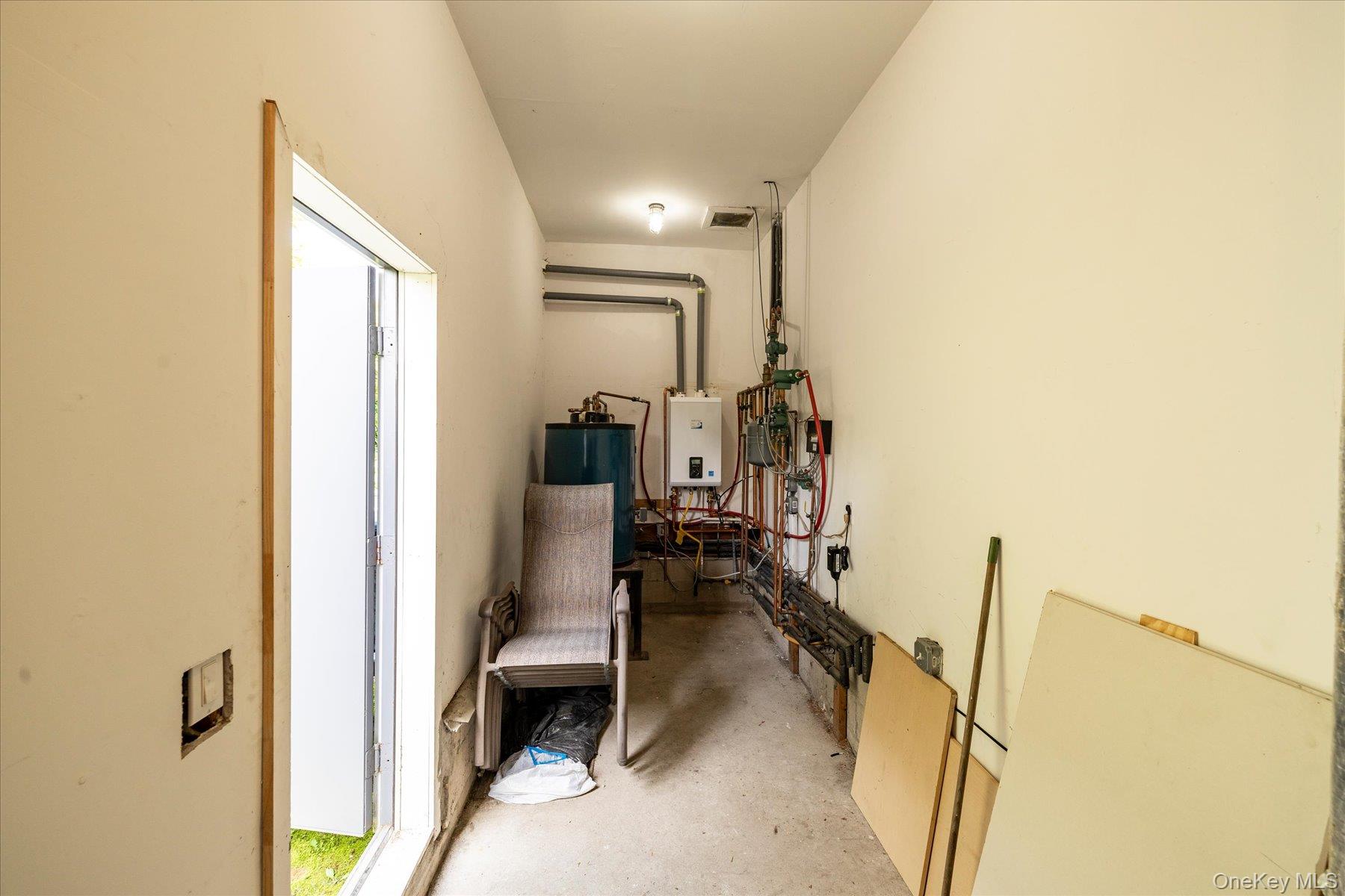 33 Bath Street – For Sale photo 30