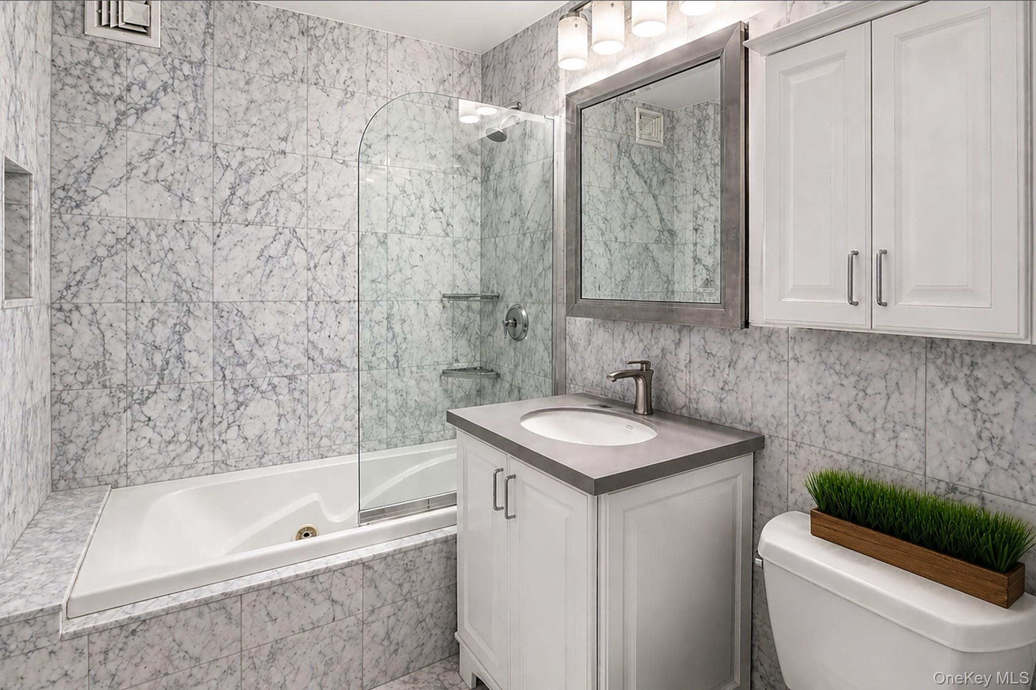 112-01 Queens Boulevard, Unit 21B photo 10