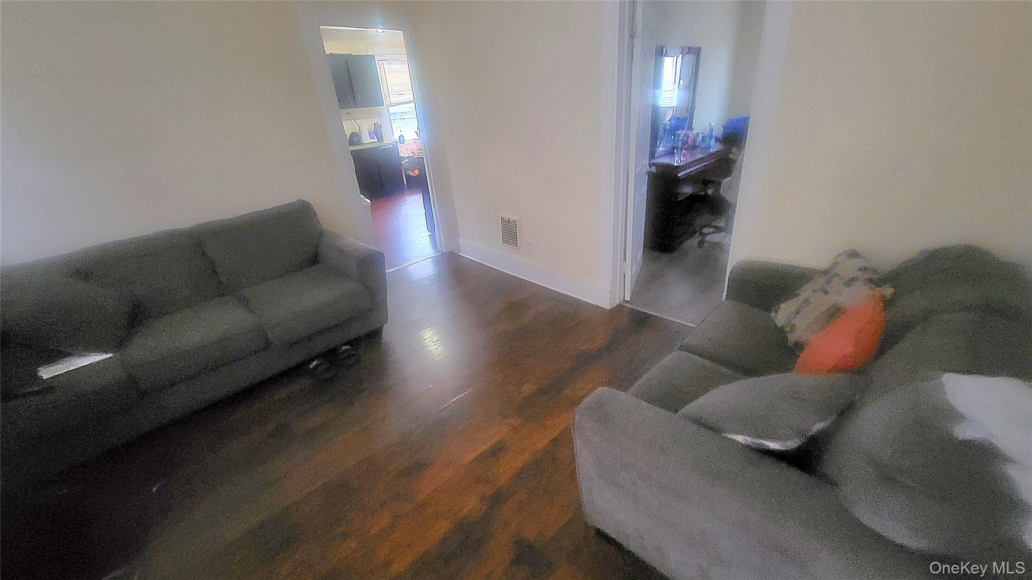 112 Smith Street – For Sale photo 24