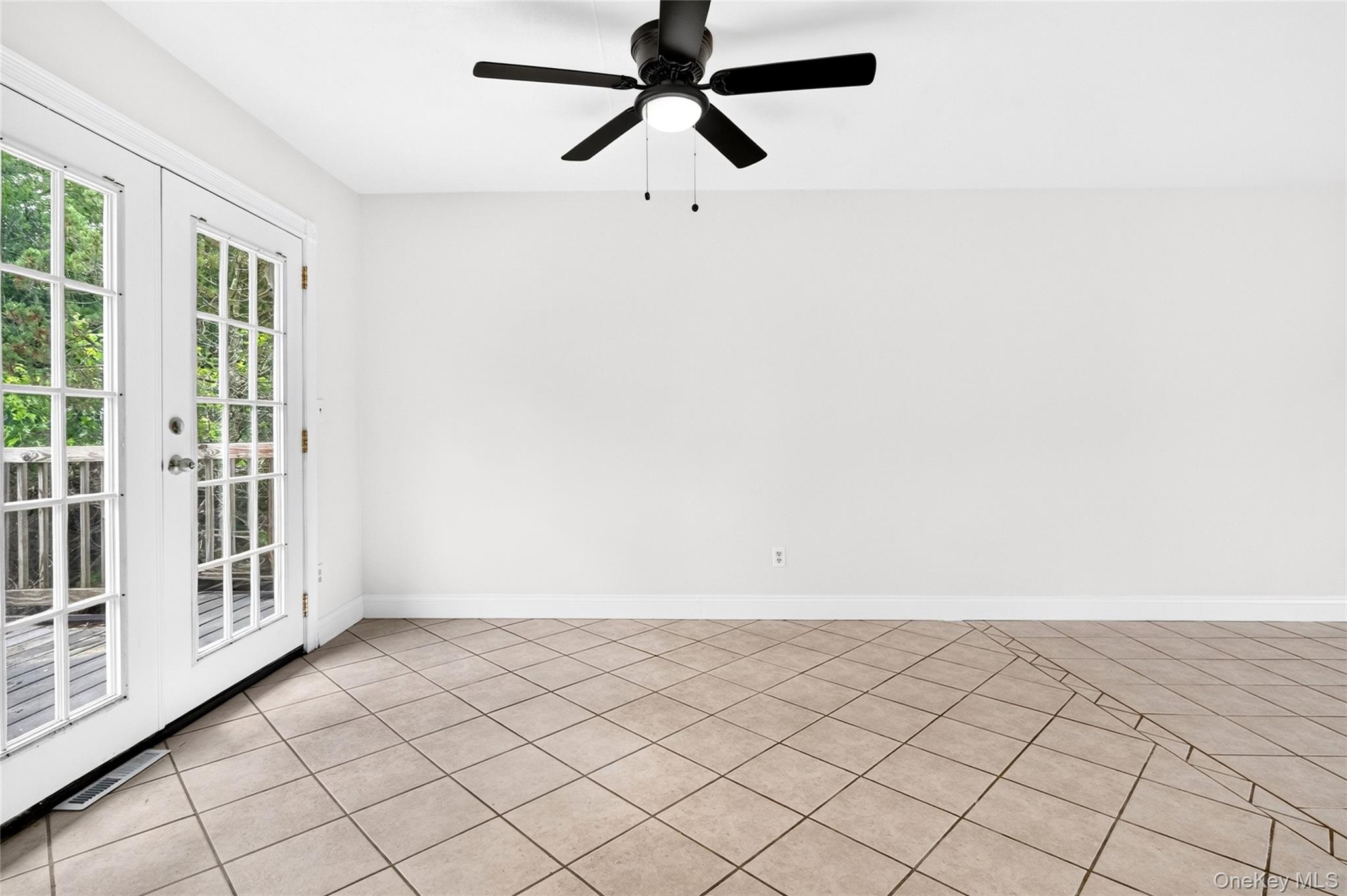 23 Marcy Lane – For Sale photo 10