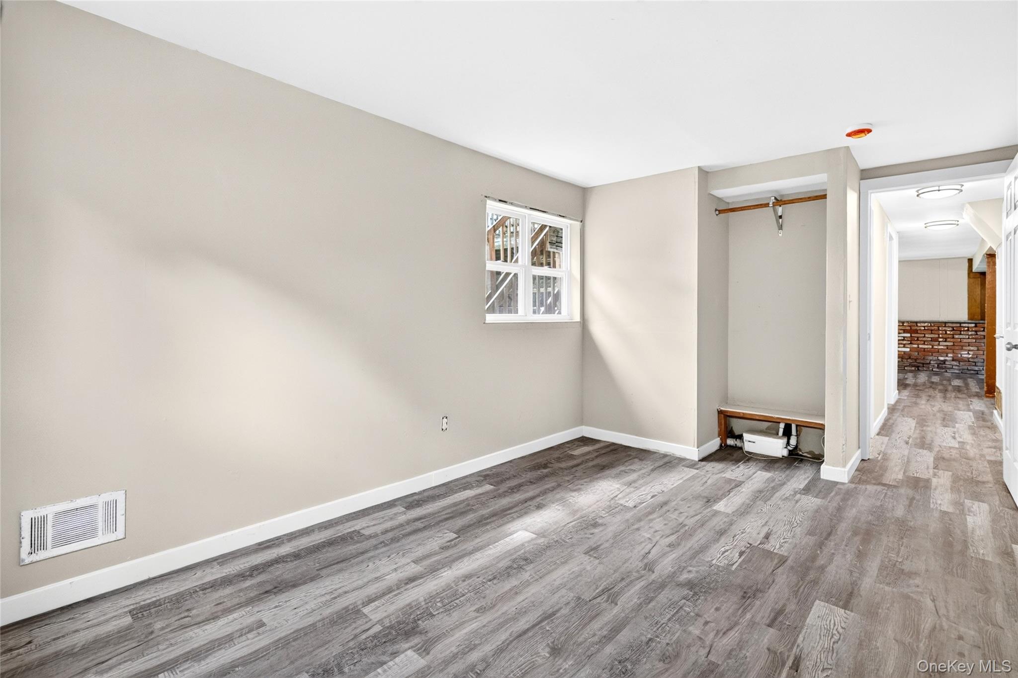 23 Marcy Lane – For Sale photo 33