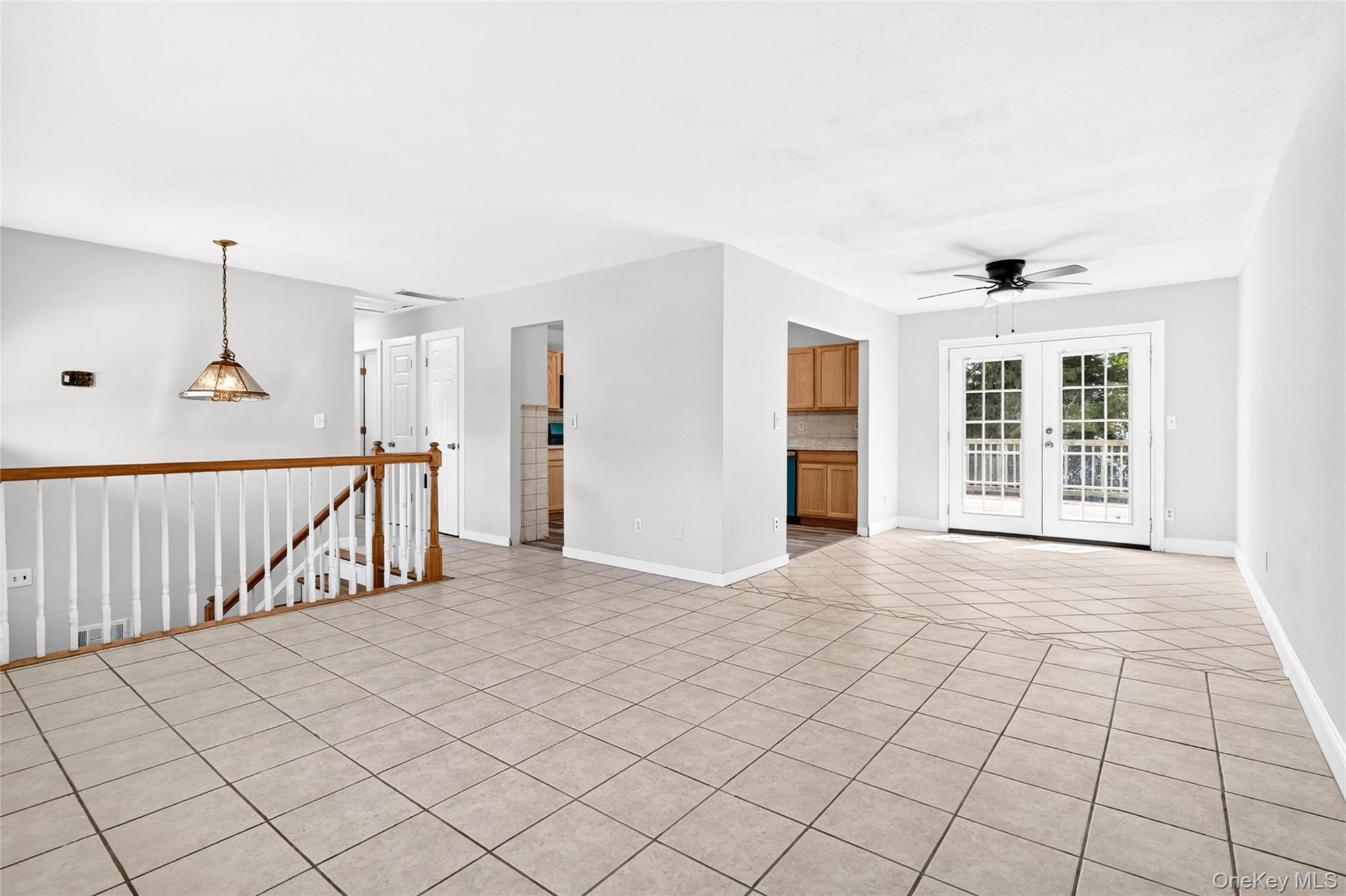 23 Marcy Lane – For Sale photo 11