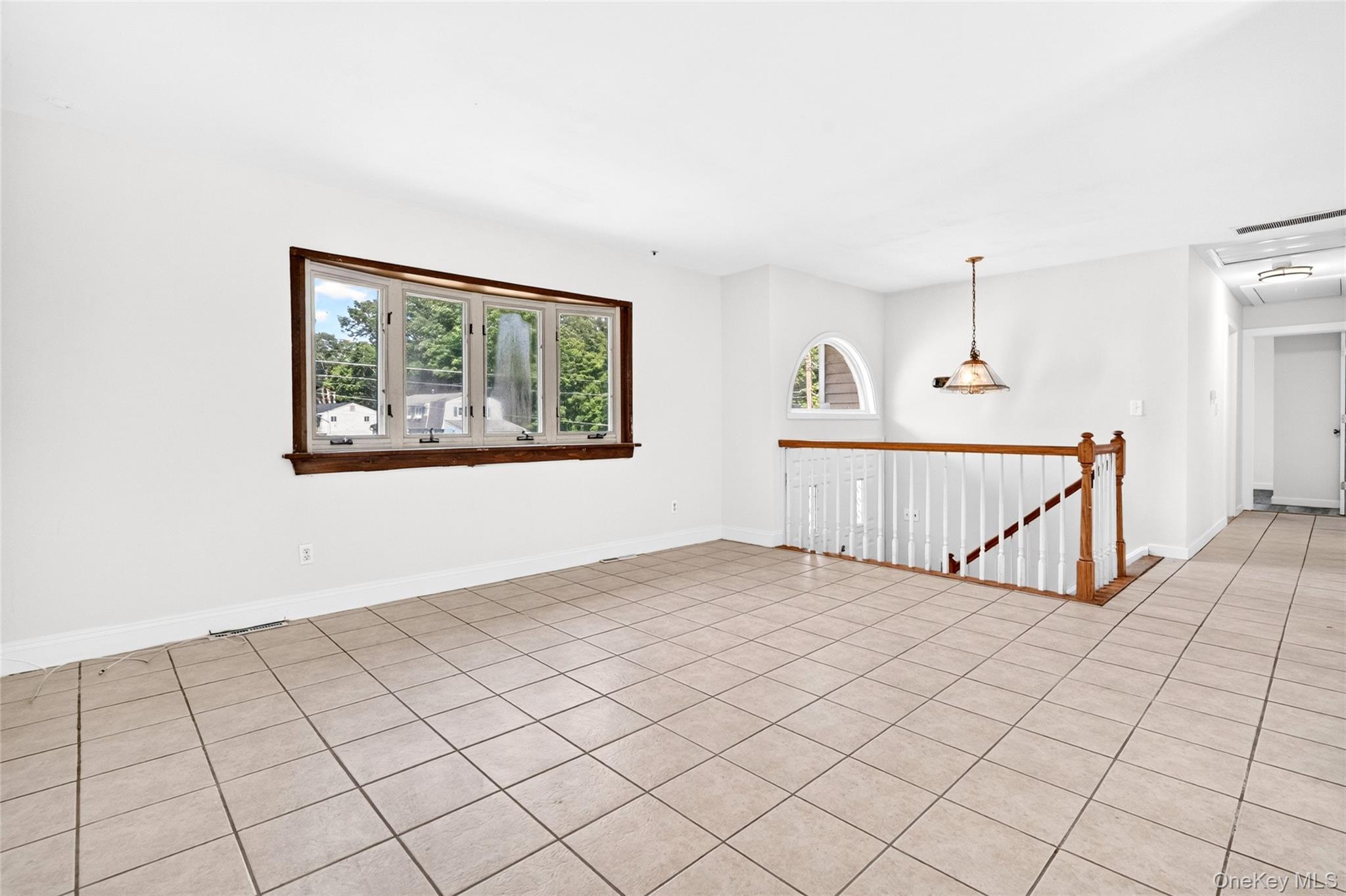 23 Marcy Lane – For Sale photo 8