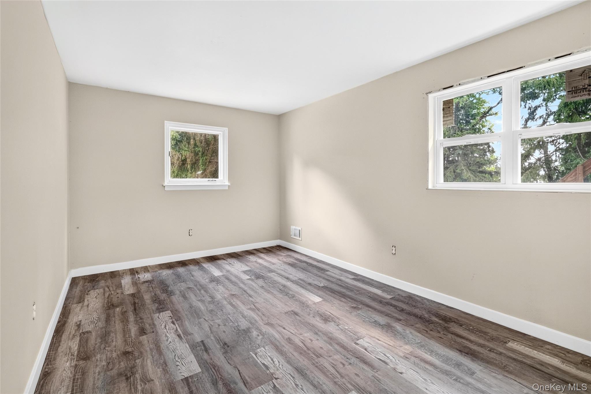 23 Marcy Lane – For Sale photo 34