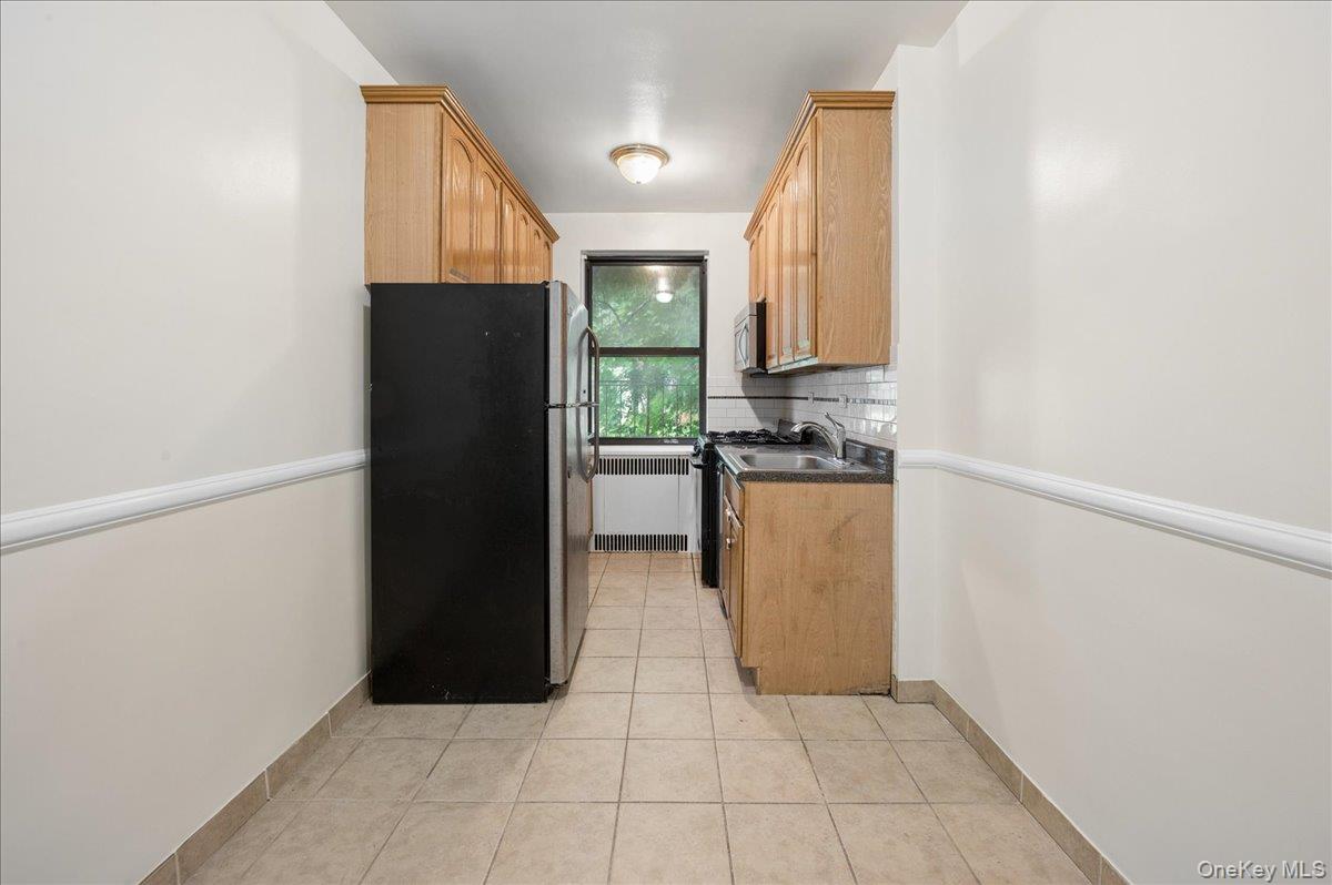 3015 Riverdale Avenue, Unit 5B photo 10