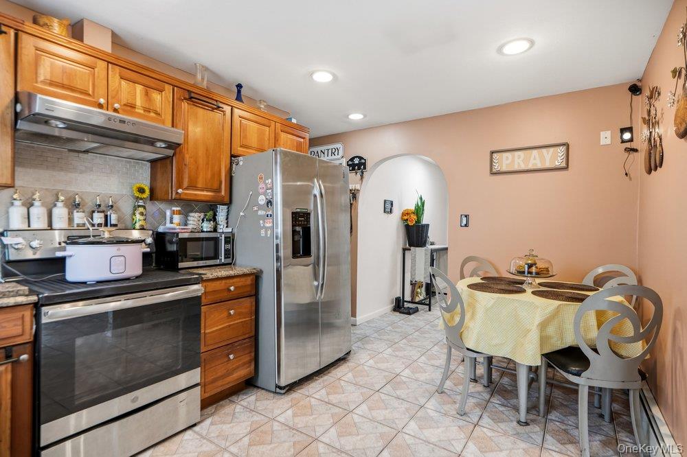 10 Francisco Avenue – For Sale photo 10