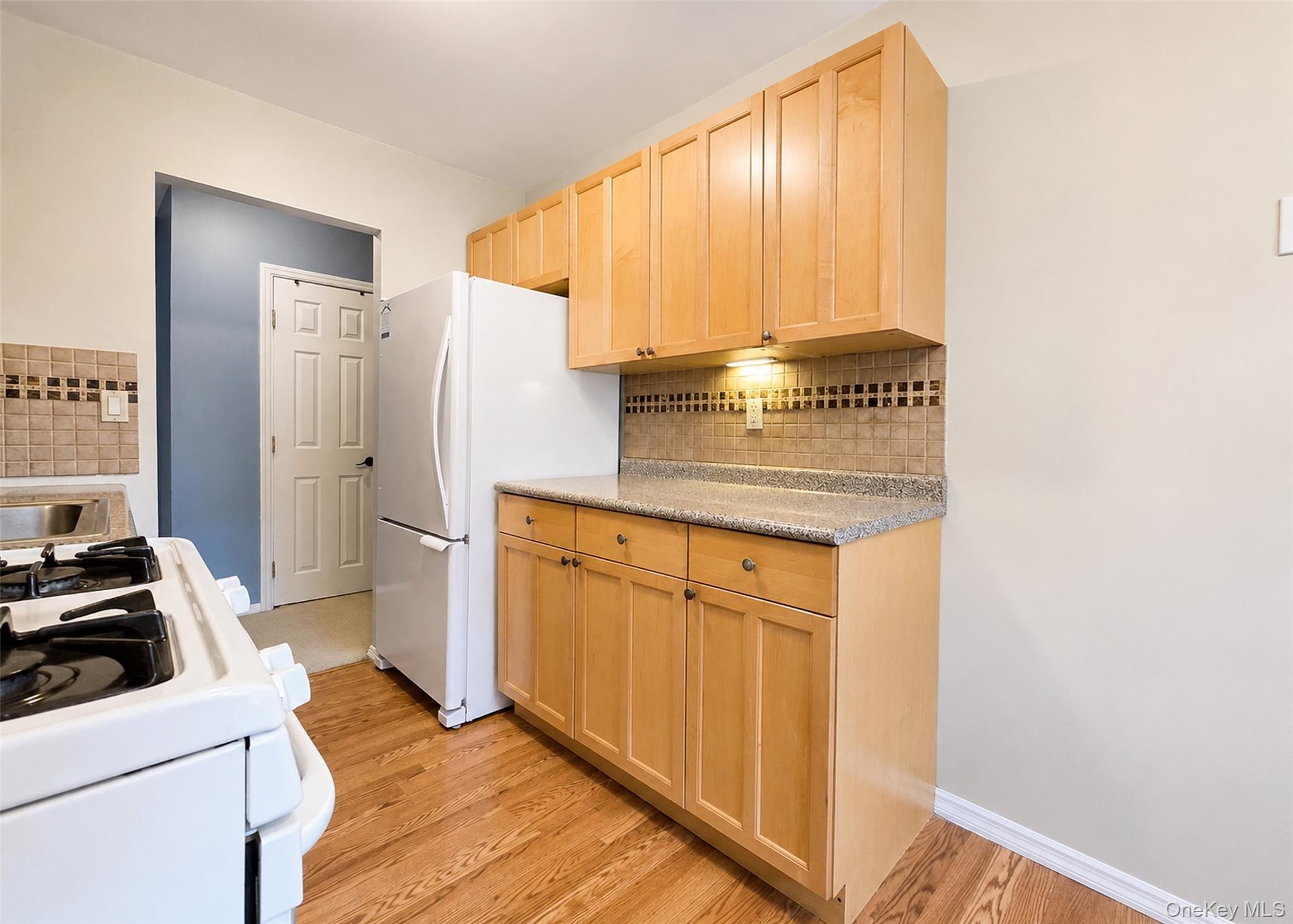 460 Old Town Road, Unit 3K photo 7