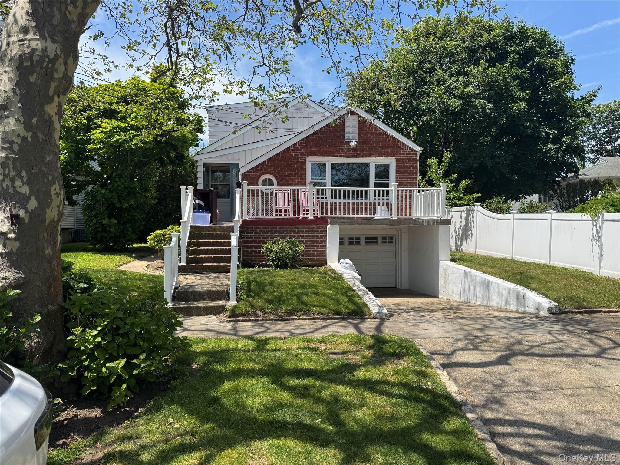 123 Genesee Boulevard – For Sale