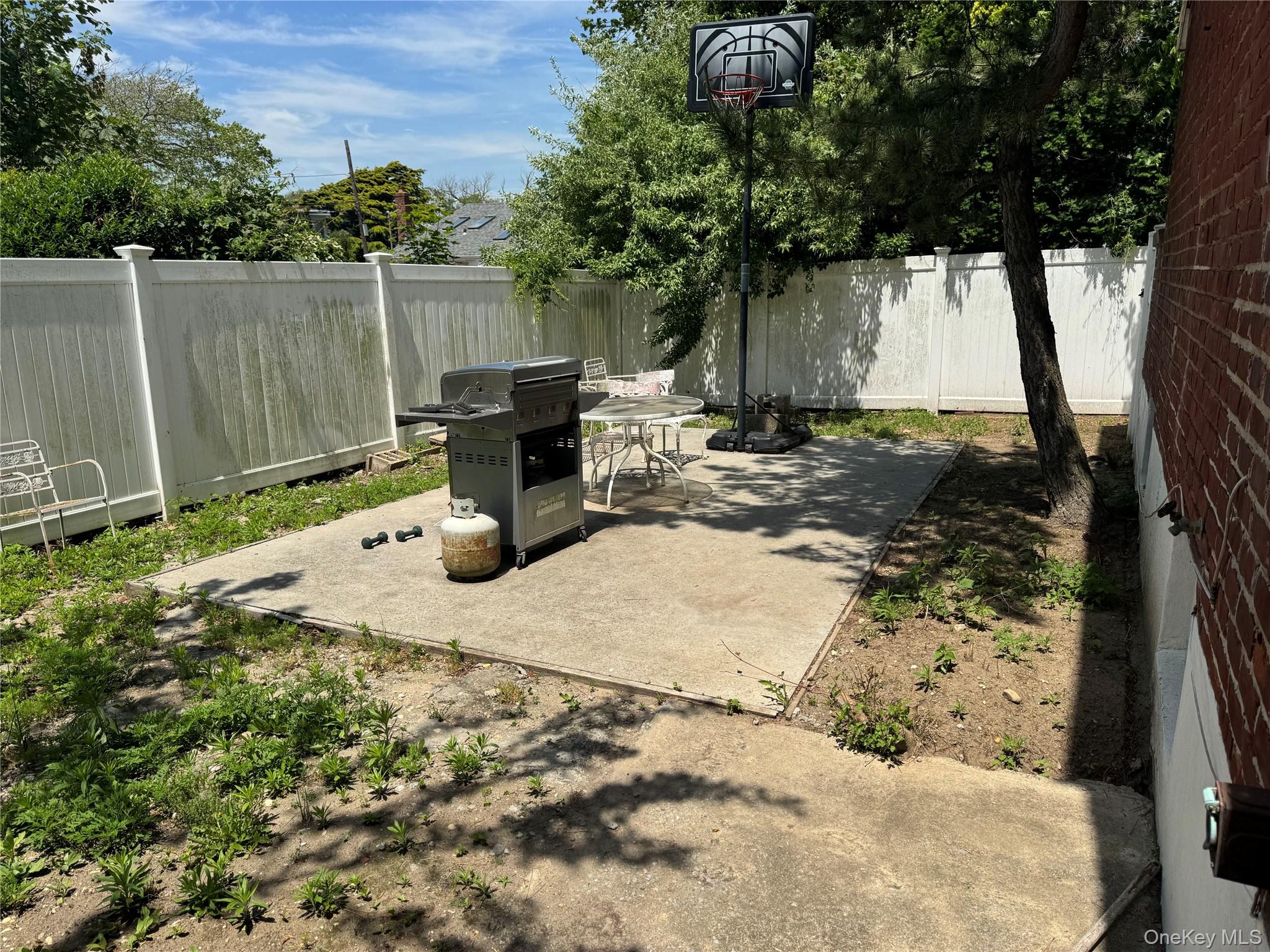 123 Genesee Boulevard – For Sale photo 3