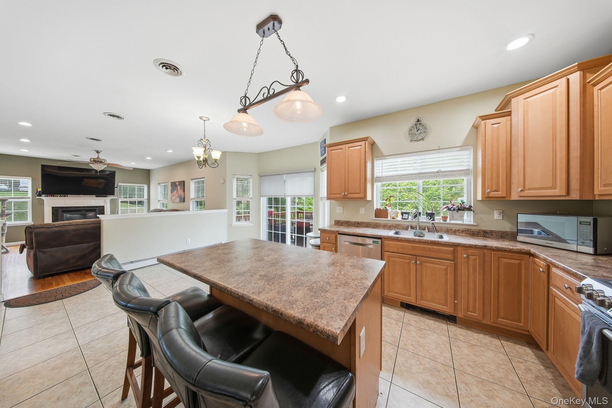 16 Plymouth Lane – For Sale photo 10