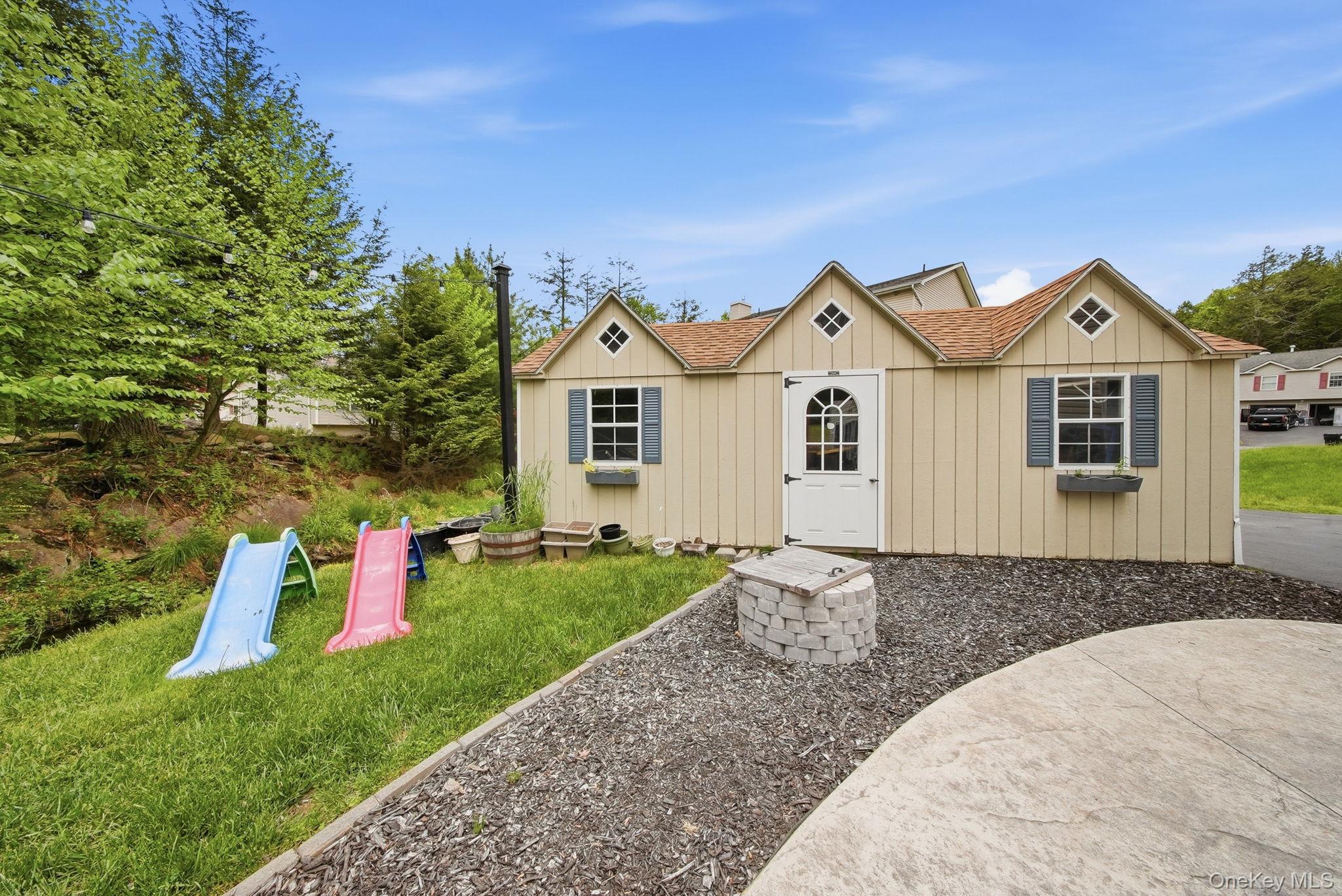 16 Plymouth Lane – For Sale photo 38