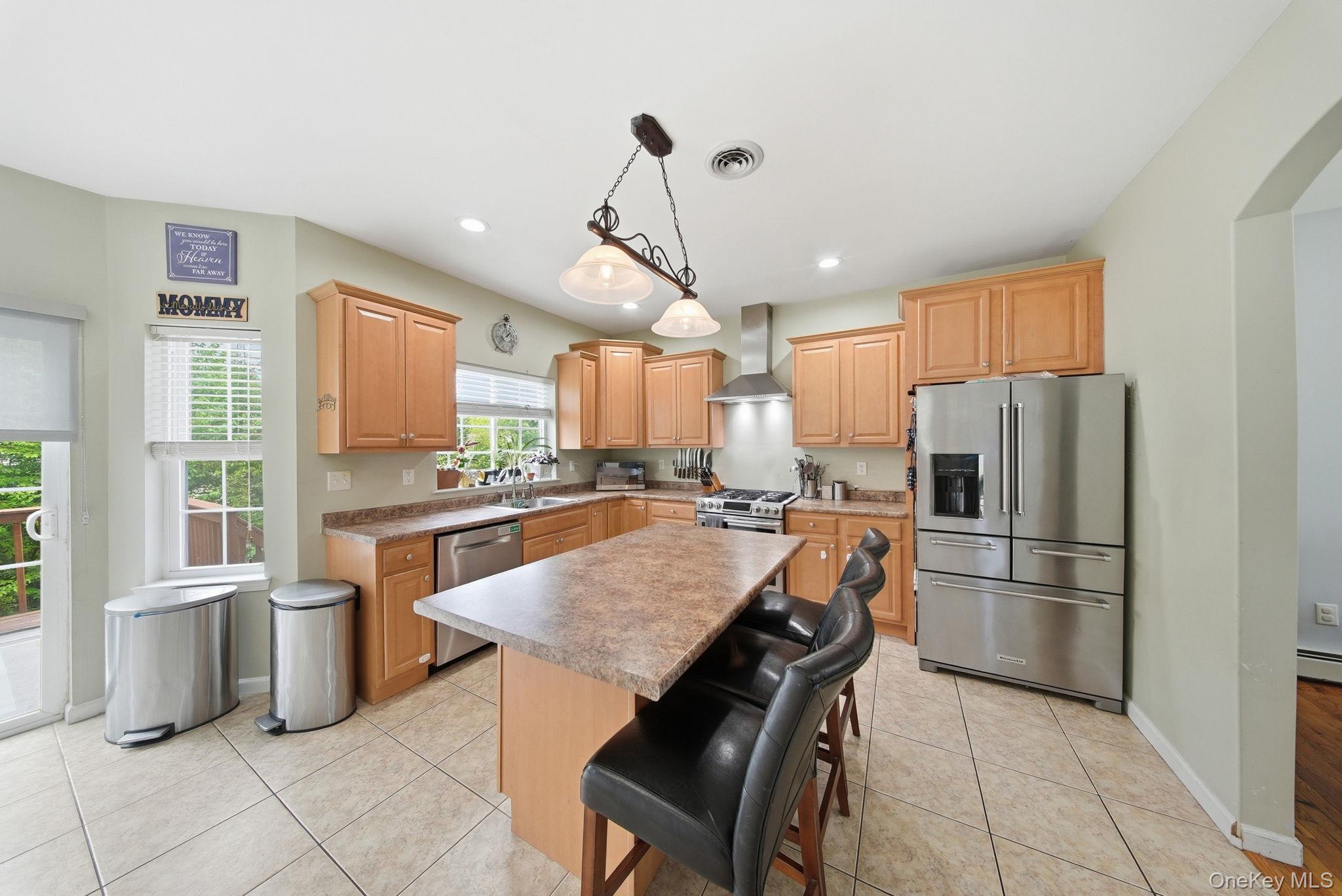 16 Plymouth Lane – For Sale photo 7