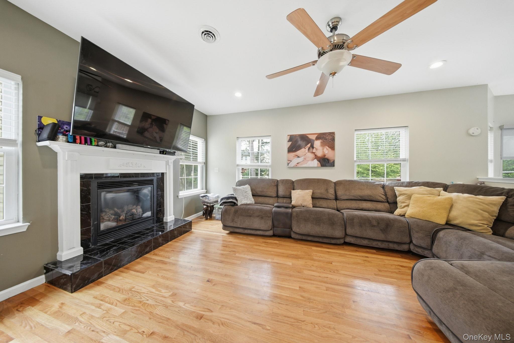 16 Plymouth Lane – For Sale photo 14
