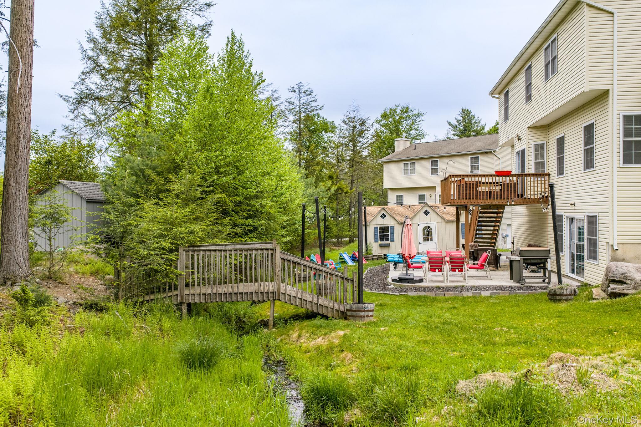 16 Plymouth Lane – For Sale photo 36