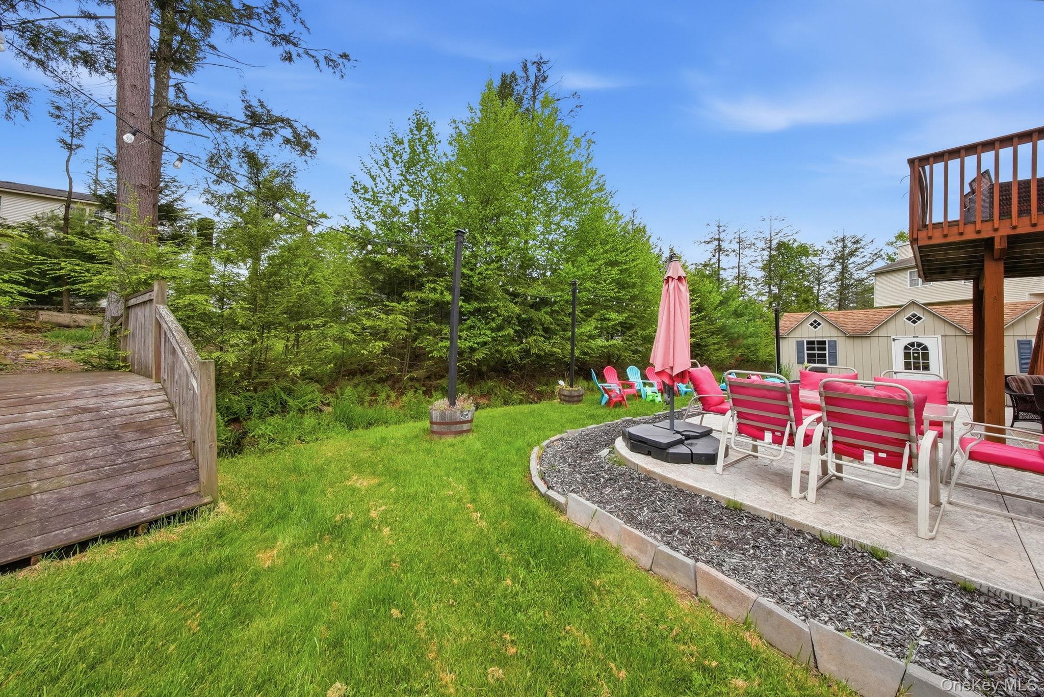 16 Plymouth Lane – For Sale photo 40