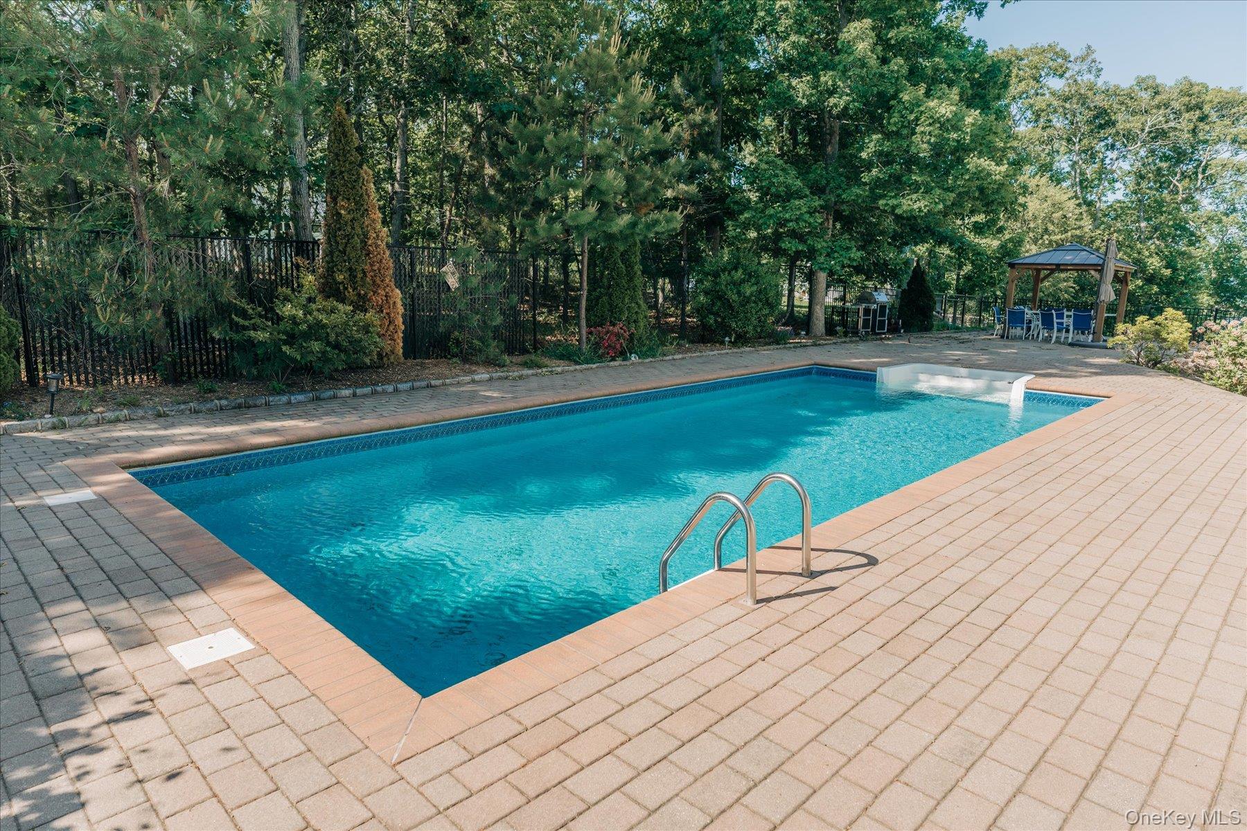 32 Red Creek Road – For Rent photo 4
