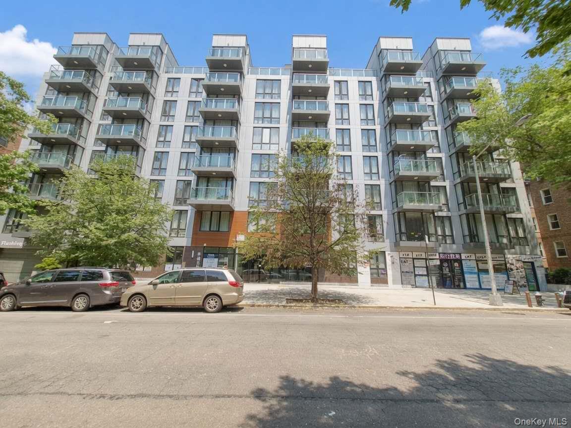 144-27 Sanford Avenue, Unit 6O photo 2