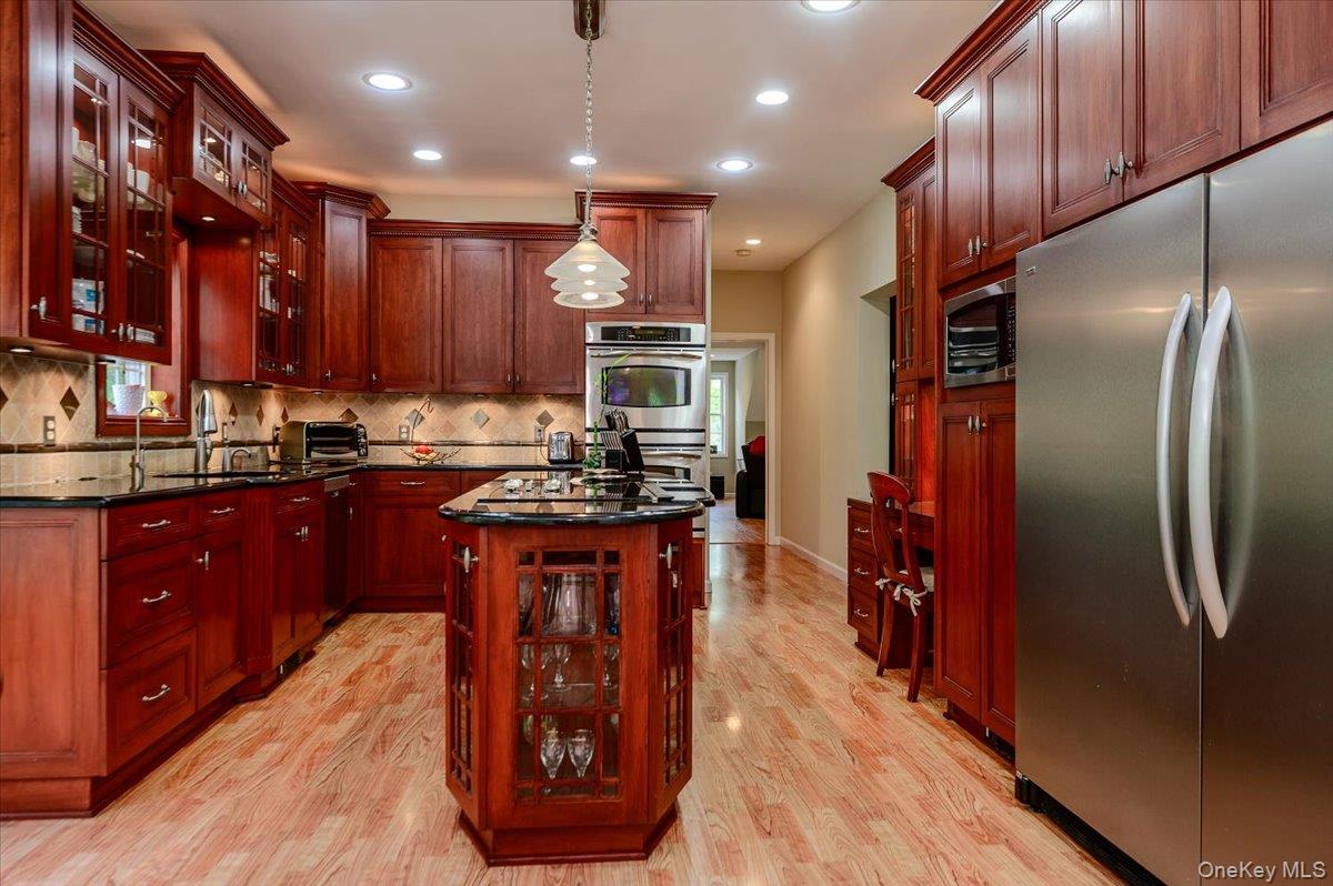 24 Muscoot Road E – For Sale photo 12